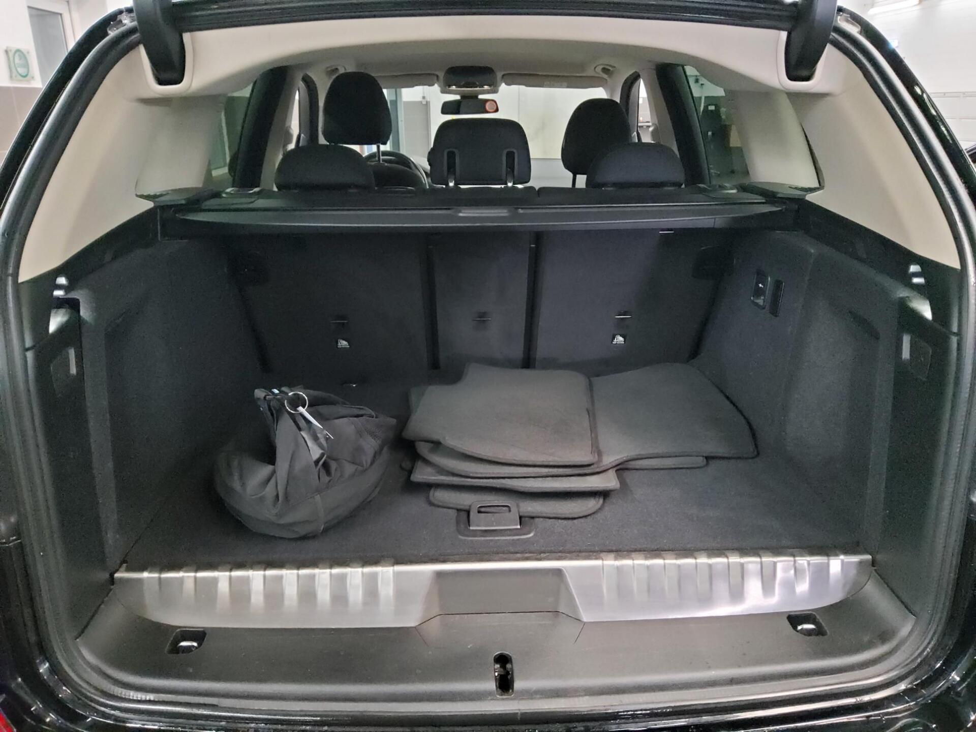 BMW X3 xDrive30e Advantage Navi LED+ LC+ Kamera AHK 11