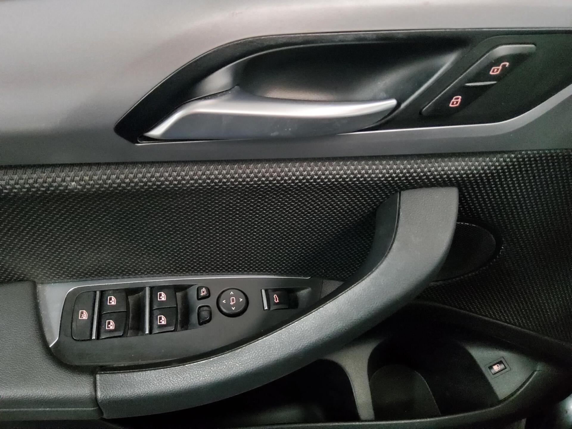 BMW X3 xDrive30e Advantage Navi LED+ LC+ Kamera AHK 9