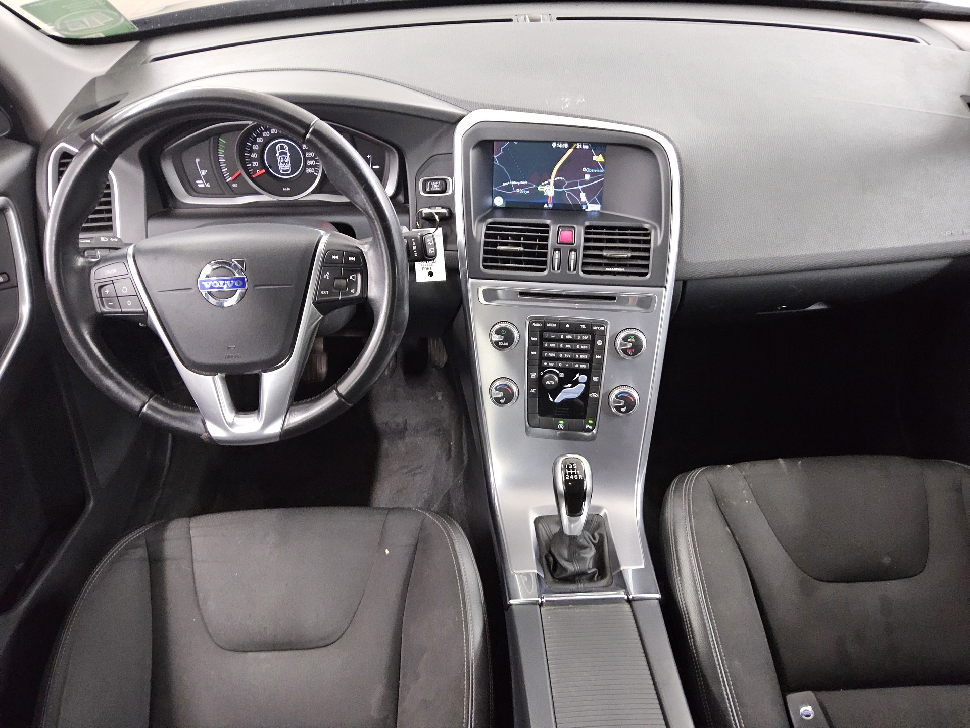 Volvo XC60 D3 Momentum Navi Ahk PDC Shz 5