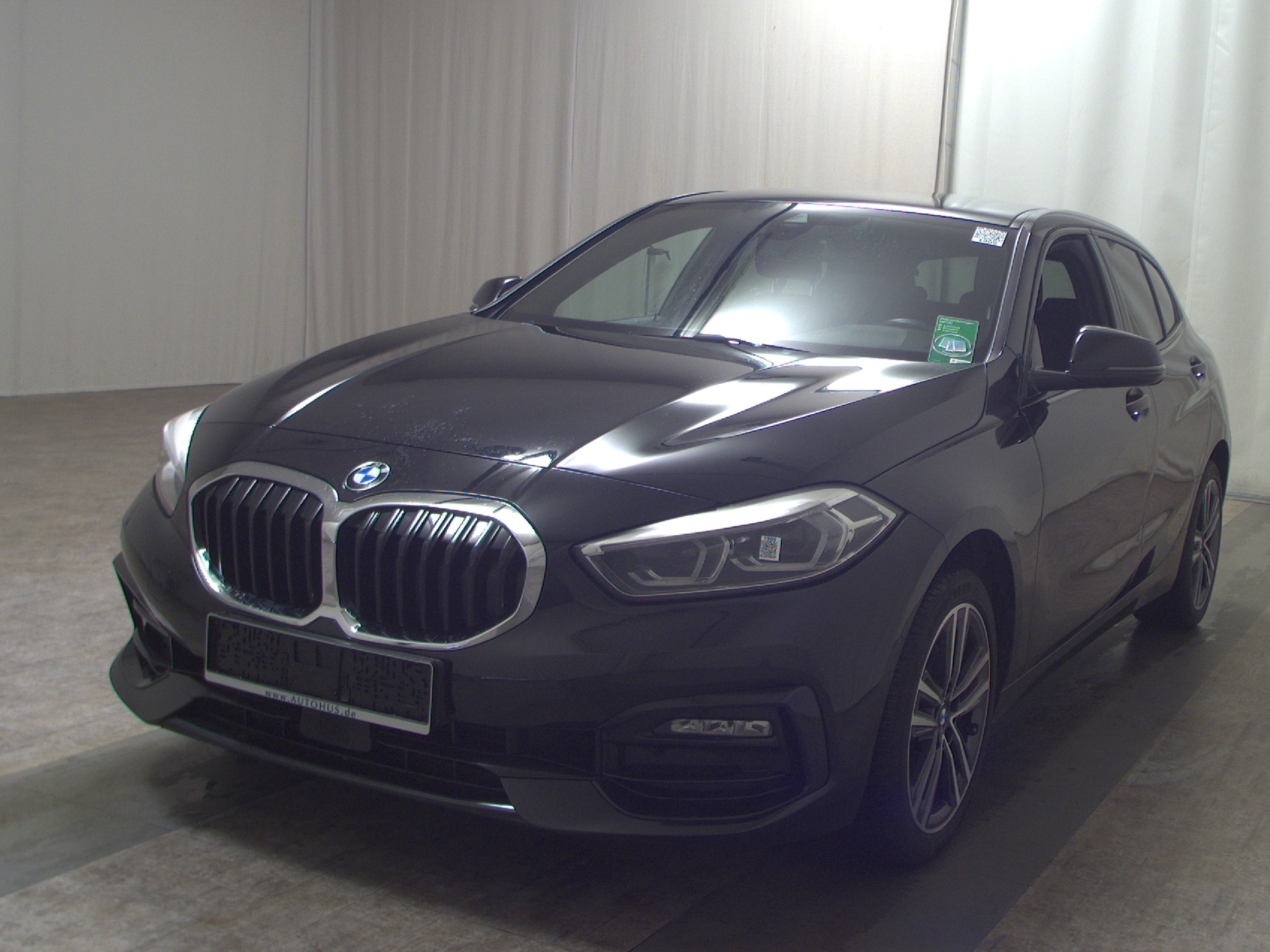 BMW 118dA Sport-Line Navi LED LC-Pro AHK RFK 2