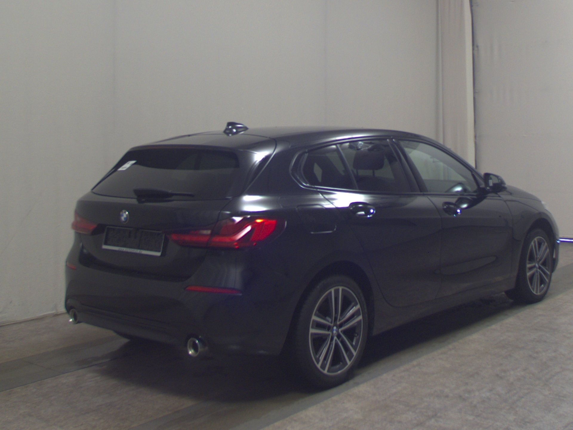 BMW 118dA Sport-Line Navi LED LC-Pro AHK RFK 4