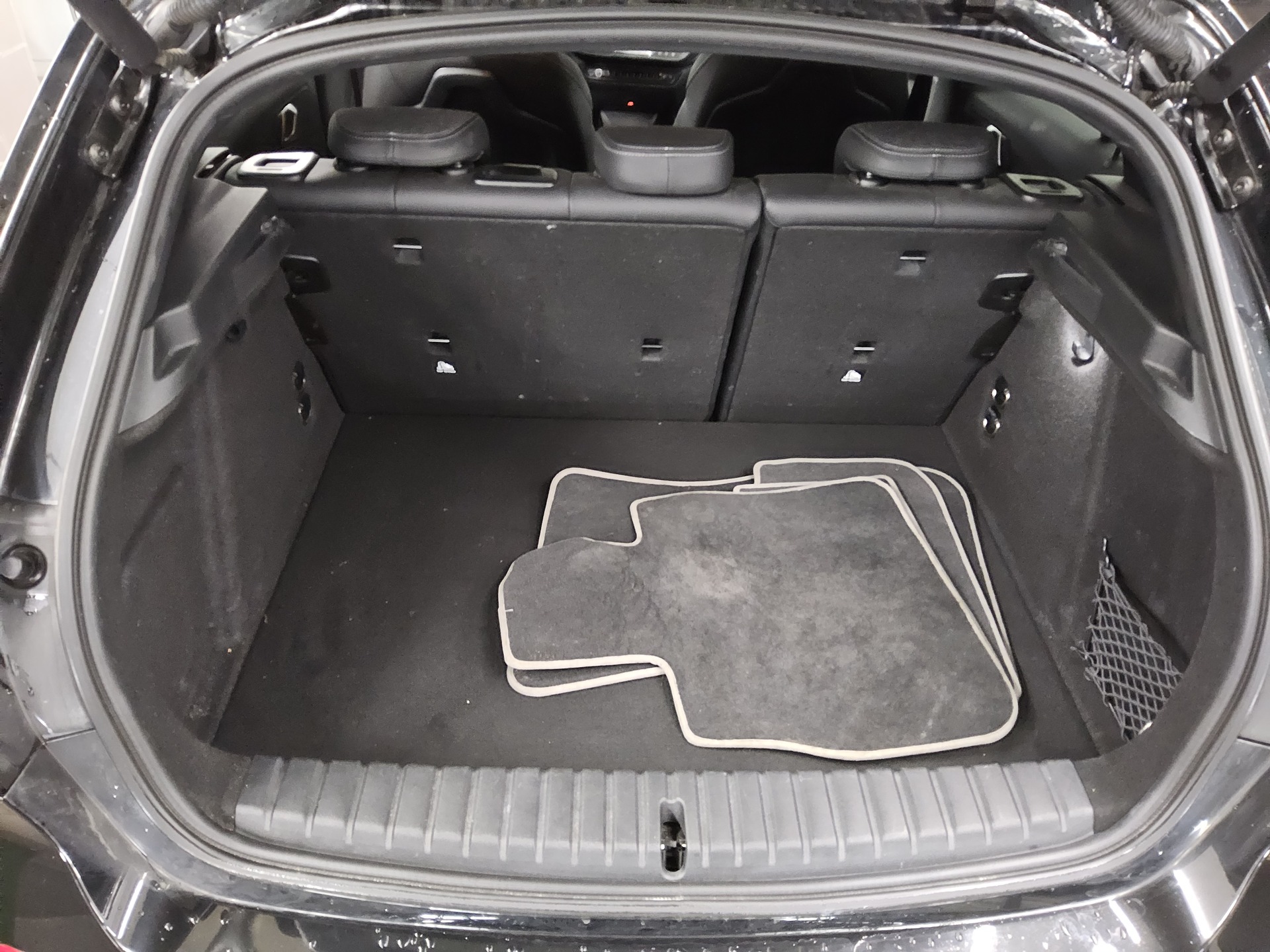 BMW 118dA Sport-Line Navi LED LC-Pro AHK RFK 12