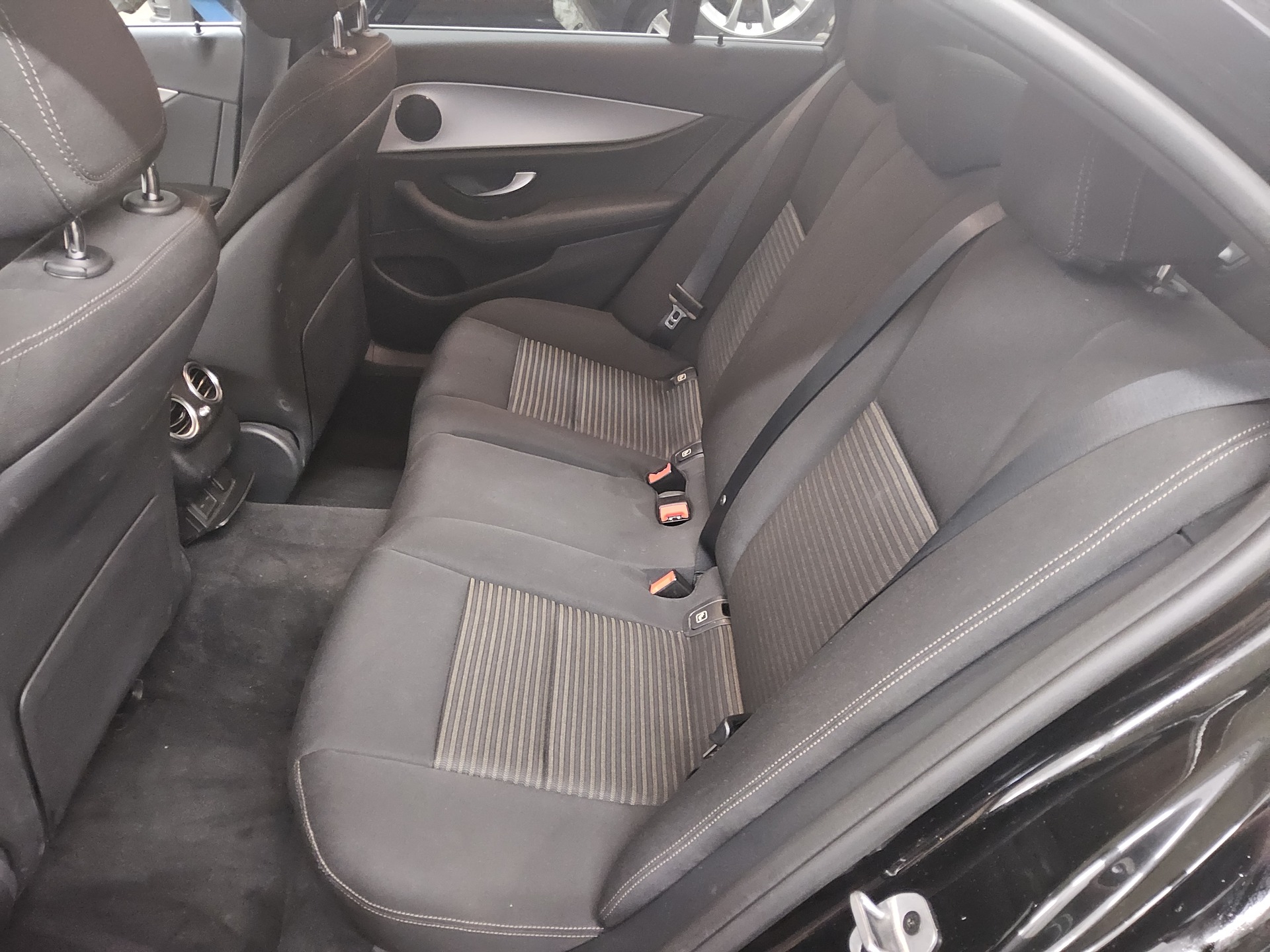 Mercedes-Benz E 300 de Widescreen LED RFK PDC 13