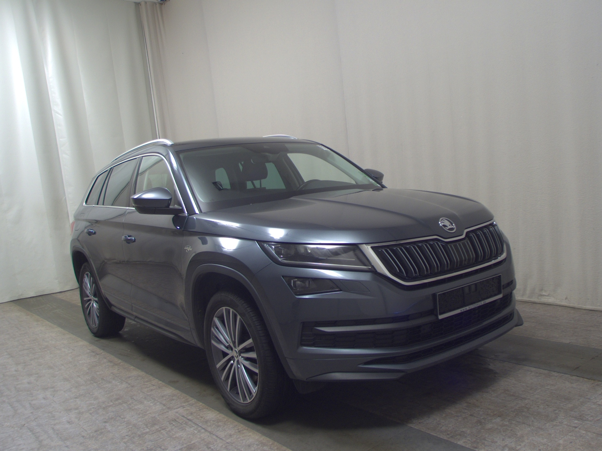Skoda Kodiaq 2.0 TDI 4x4 L&K Leder DCC Ahk LED Navi 3