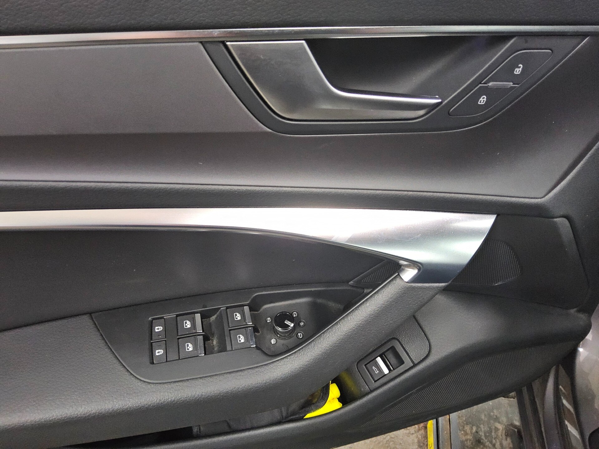 Audi A6 Avant 35 TDI Leder Navi+ virtual Kamera LED 10