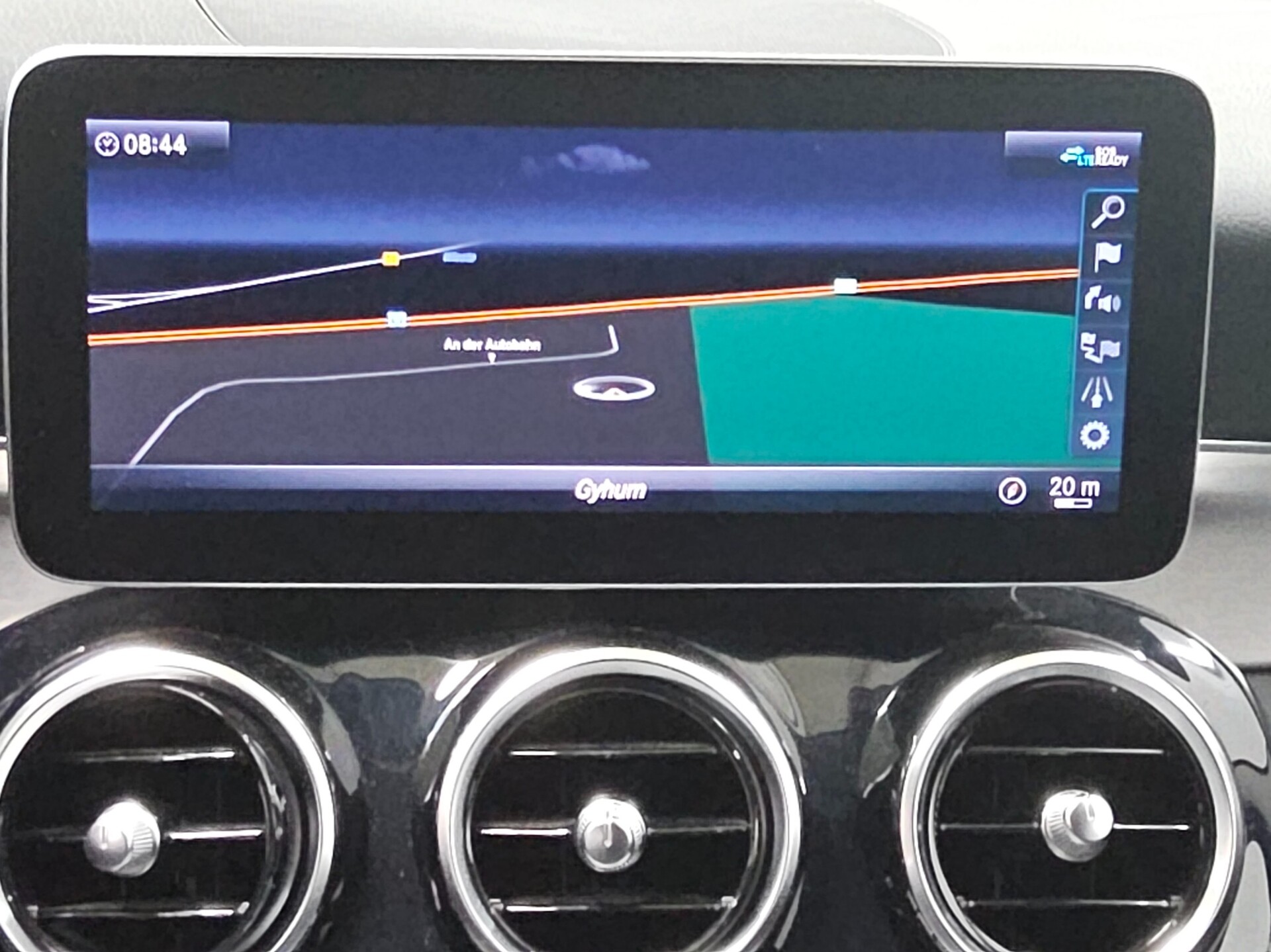 Mercedes-Benz C 300 T de Avantgarde Distronic+ Navi LED HuD 7