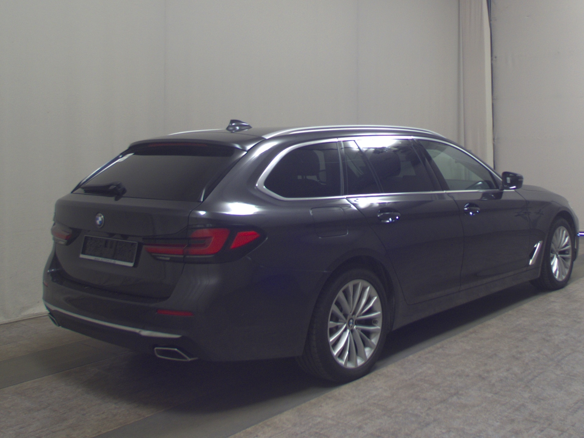 BMW 520e Touring Luxury-Line Leder LC-Pro Pano RfK 4