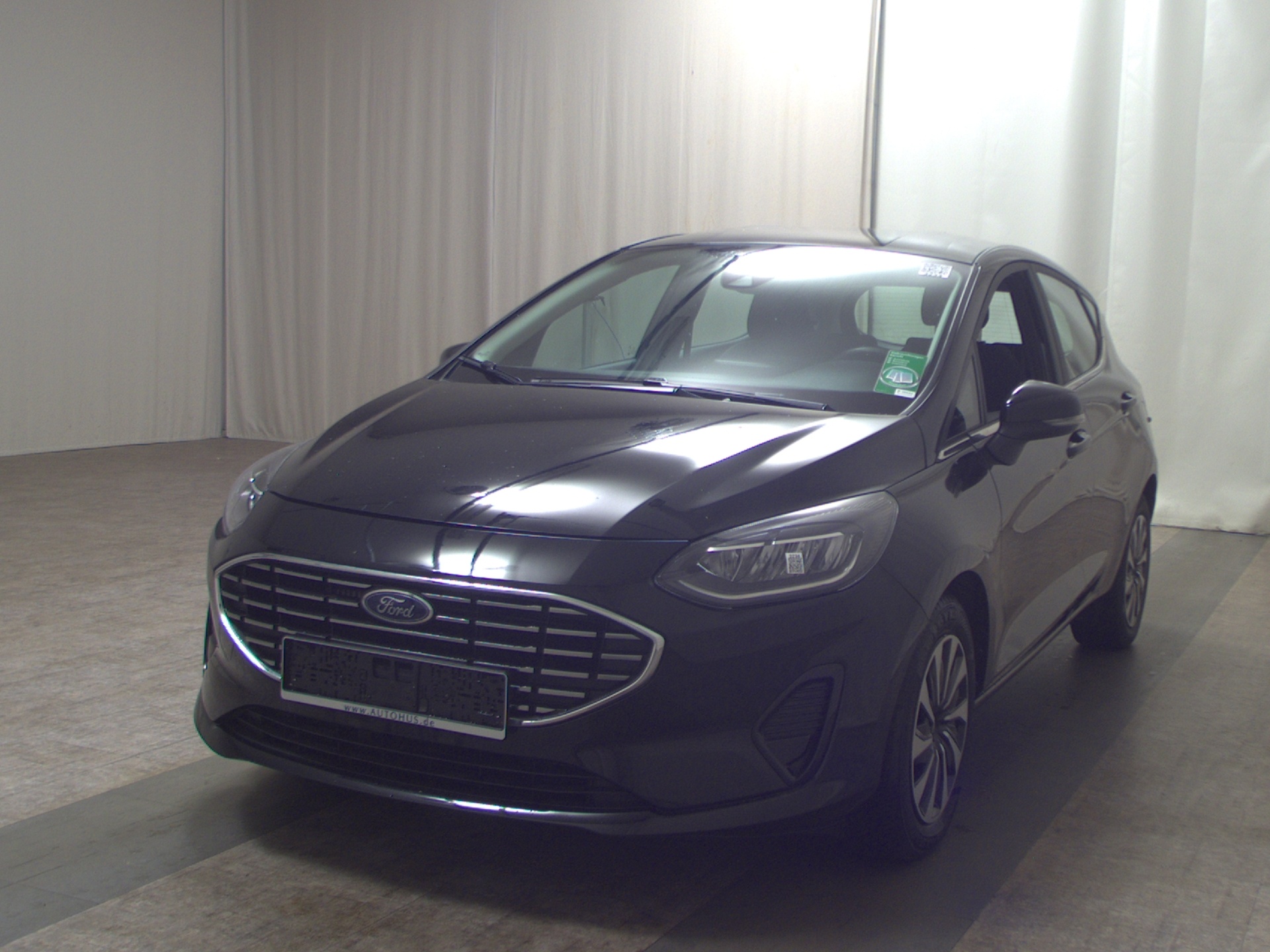 Ford Fiesta 1.0 EB Titanium Navi LED Shz PDC 2