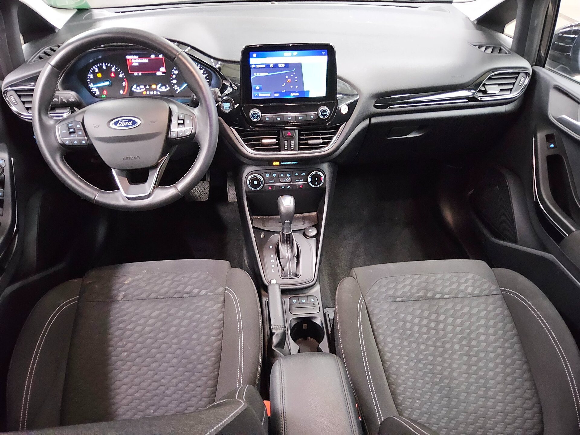 Ford Fiesta 1.0 EB Titanium Navi LED Shz PDC 5
