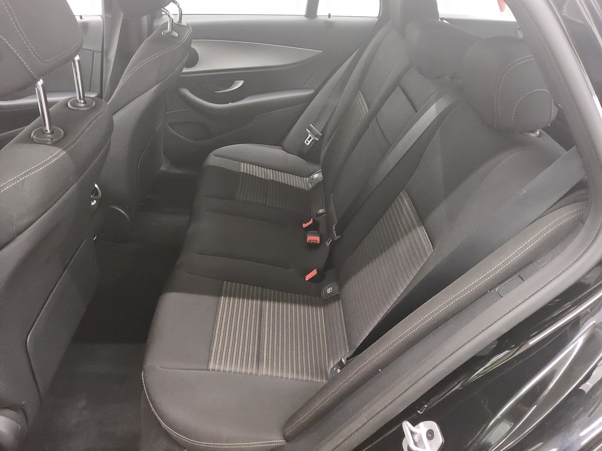 Mercedes-Benz E 300 T de Avantgarde Navi LED Widescreen RFK 13