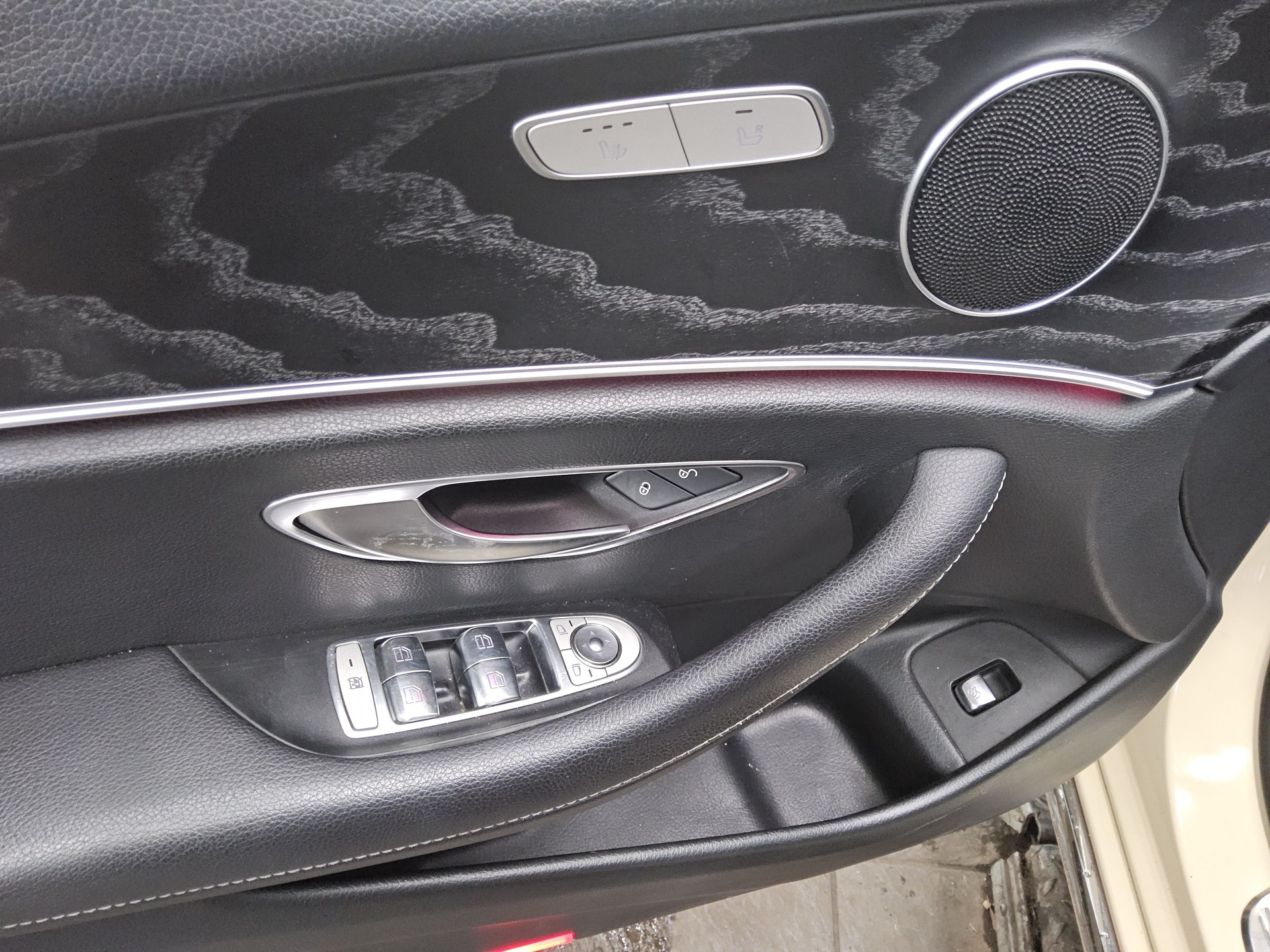 Mercedes-Benz E 200 T d Avantgarde Navi LED GSD Leder RFK 9