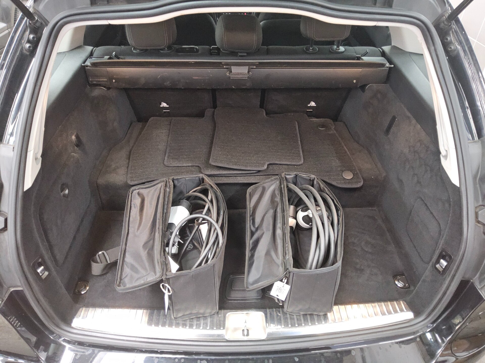 Mercedes-Benz C 300 T de Avantgarde Navi LED AHK 11