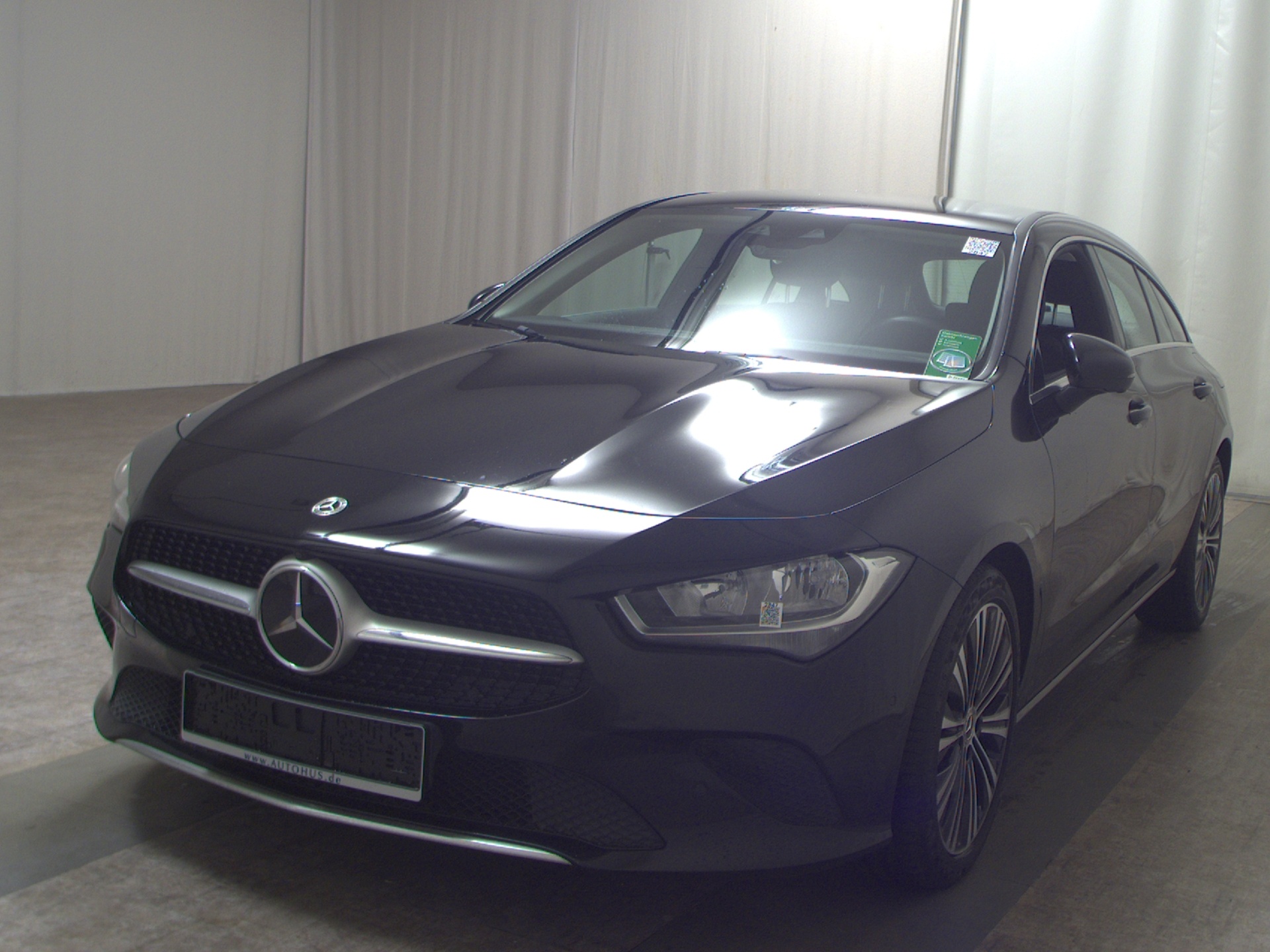 Mercedes-Benz CLA 200 SB d Progressive Navi MBUX 360° Distr.+ 2