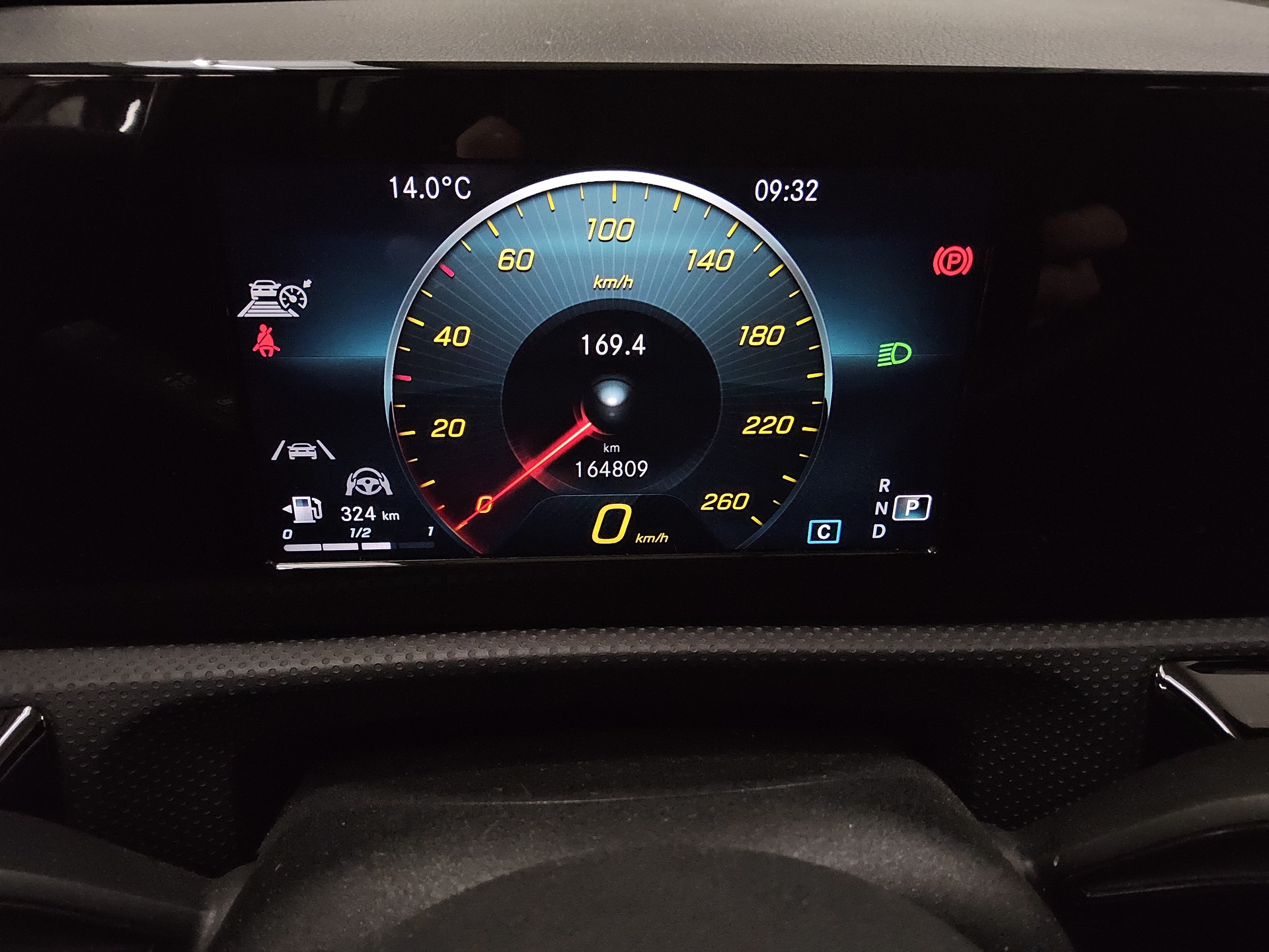 Mercedes-Benz CLA 200 SB d Progressive Navi MBUX 360° Distr.+ 8