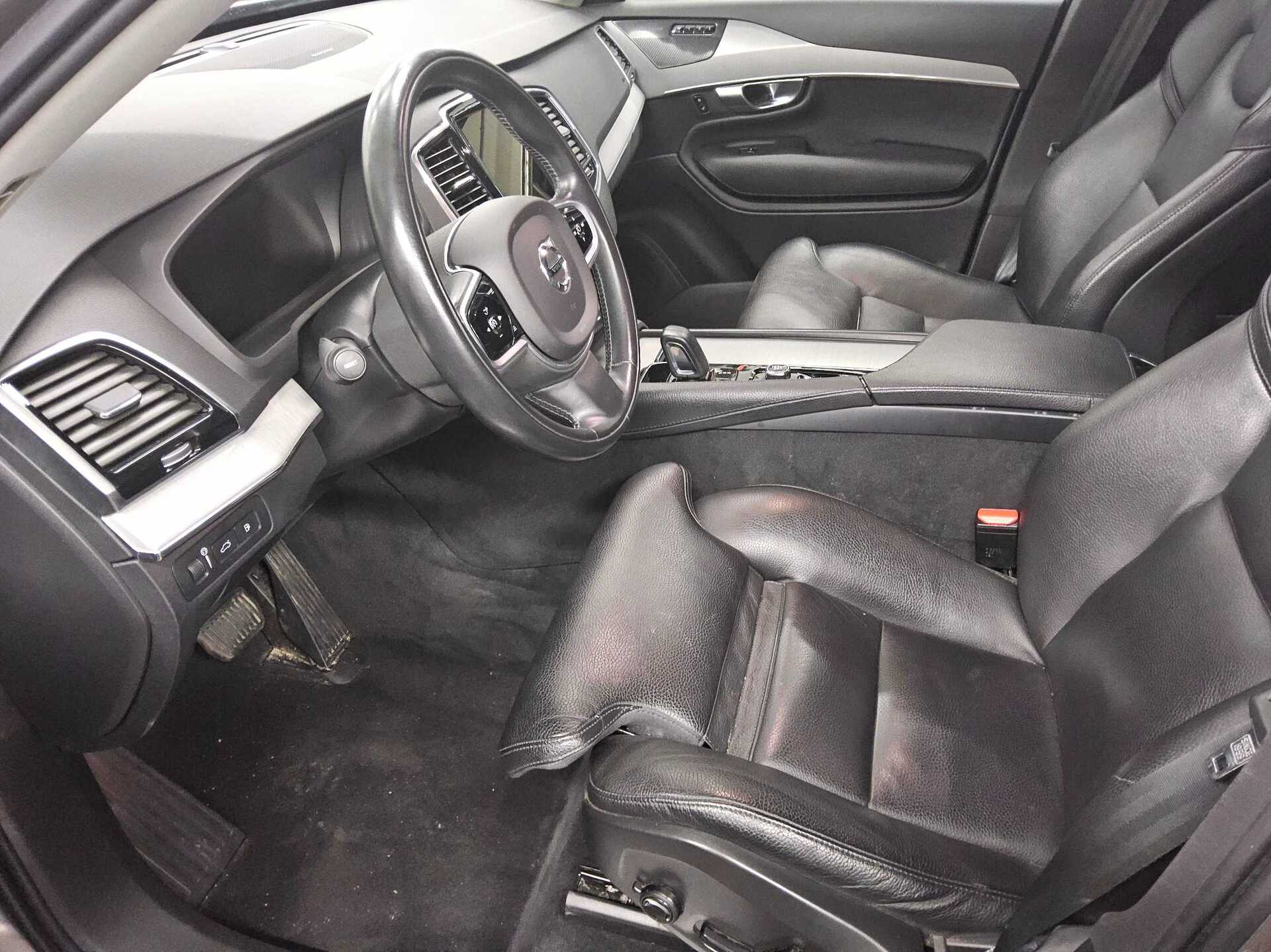 Volvo XC90 T8 AWD Hybrid Leder Navi LED H/K Sound 360° 9