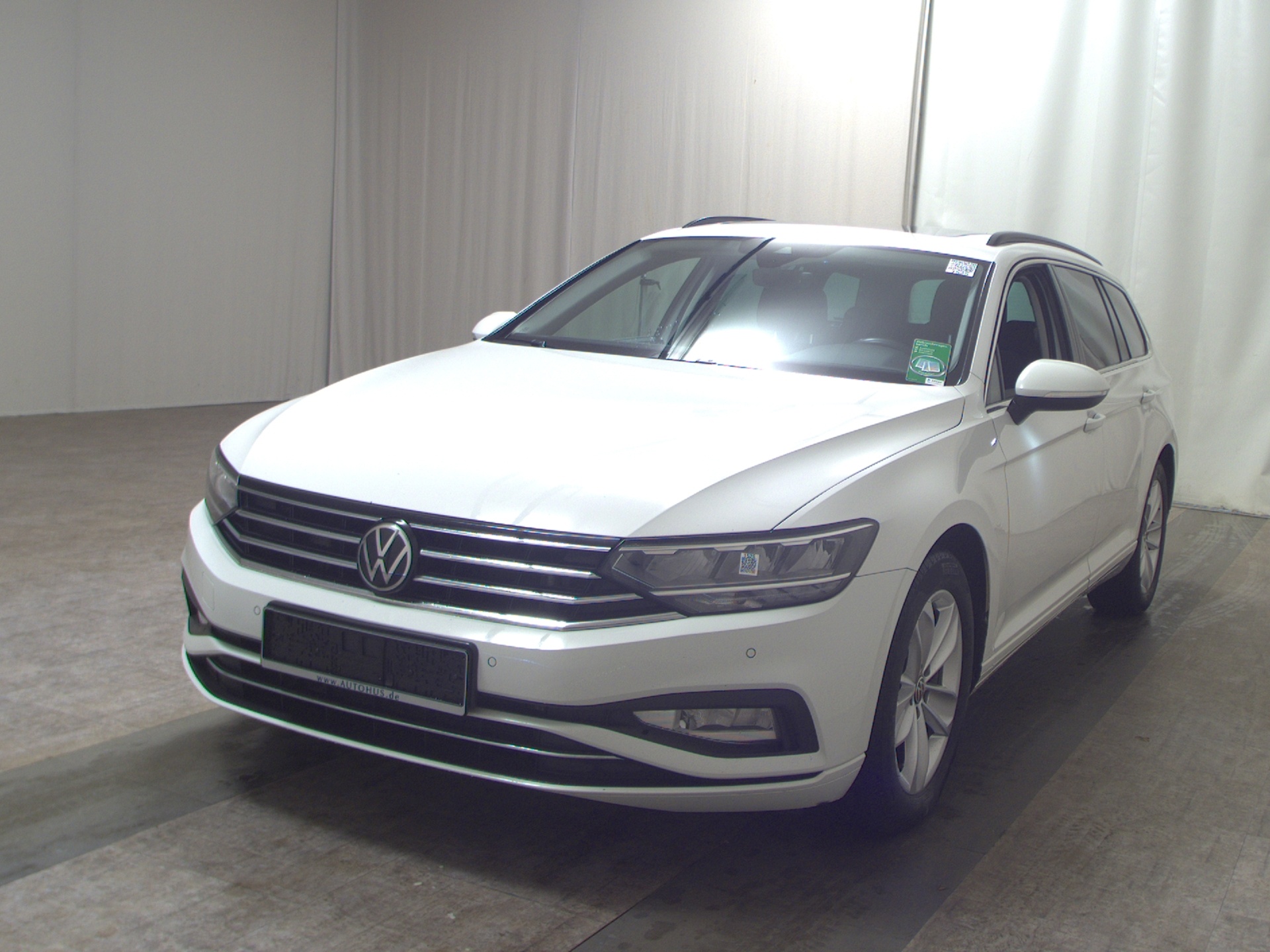 Volkswagen Passat Var. 2.0 TDI 4M Business Nav LED Pano RFK 2