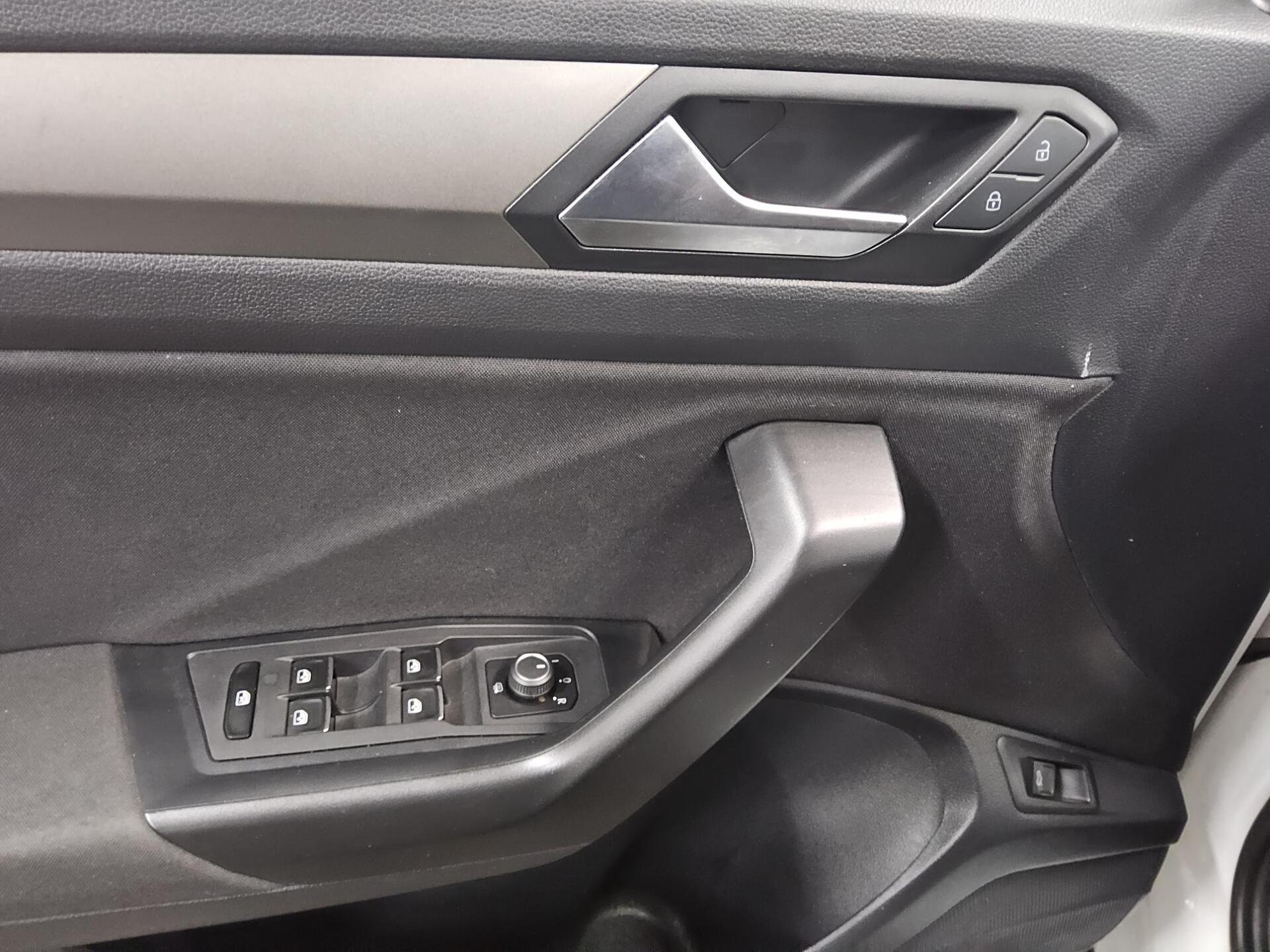 Volkswagen T-Roc 2.0 TDI Style AHK ACC Navi vorr. RfK 9