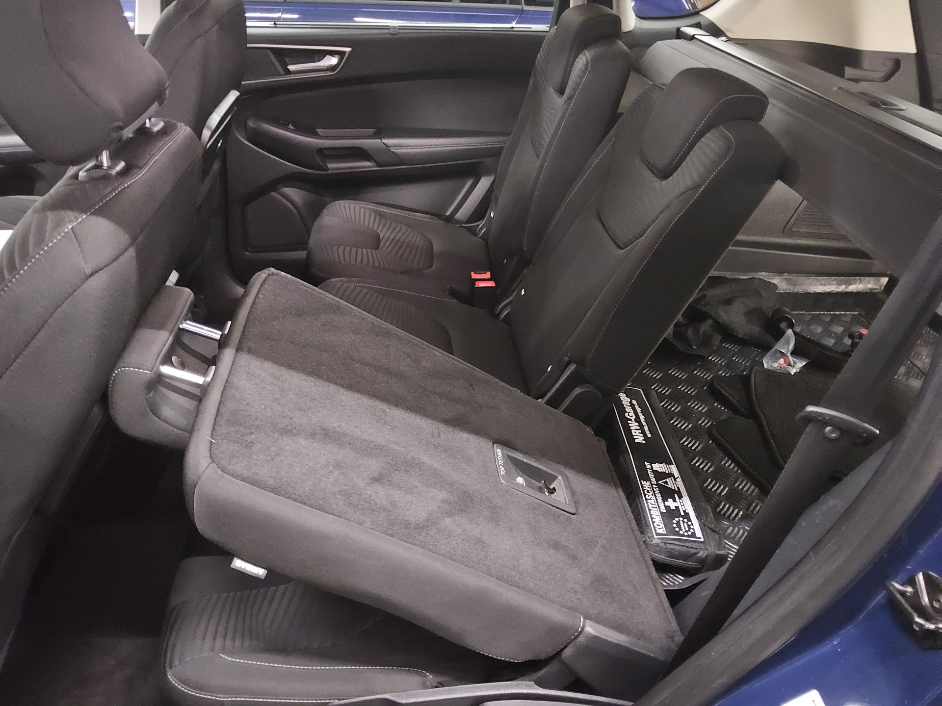 Ford S-Max 2.0 TDCi Business AHK Navi SHz PDC 12