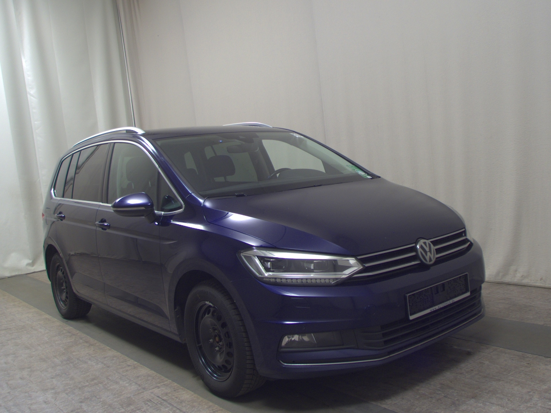 Volkswagen Touran 1.5 TSI Highline 7-Sitze LED AHK ACC 3