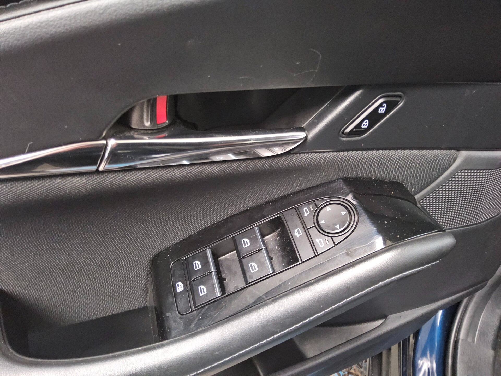 Mazda CX-30 2.0 SKYACTIV-G Navi PDC RfK 9