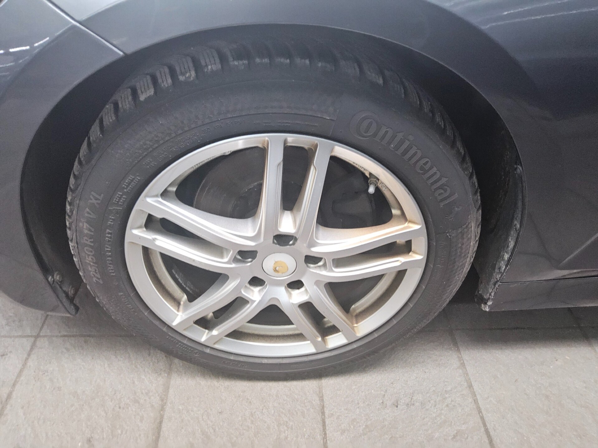 BMW 320dA M-Sport Navi LC Pro LED PDC HiFi Shz 11