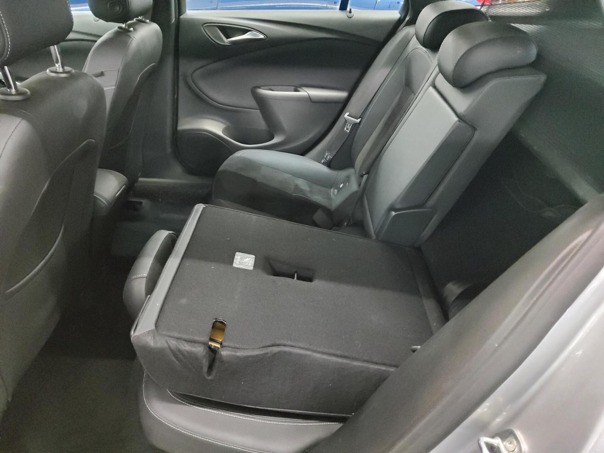 Opel Astra ST 1.5 D Navi LED Alcantara SHZ PDC 13