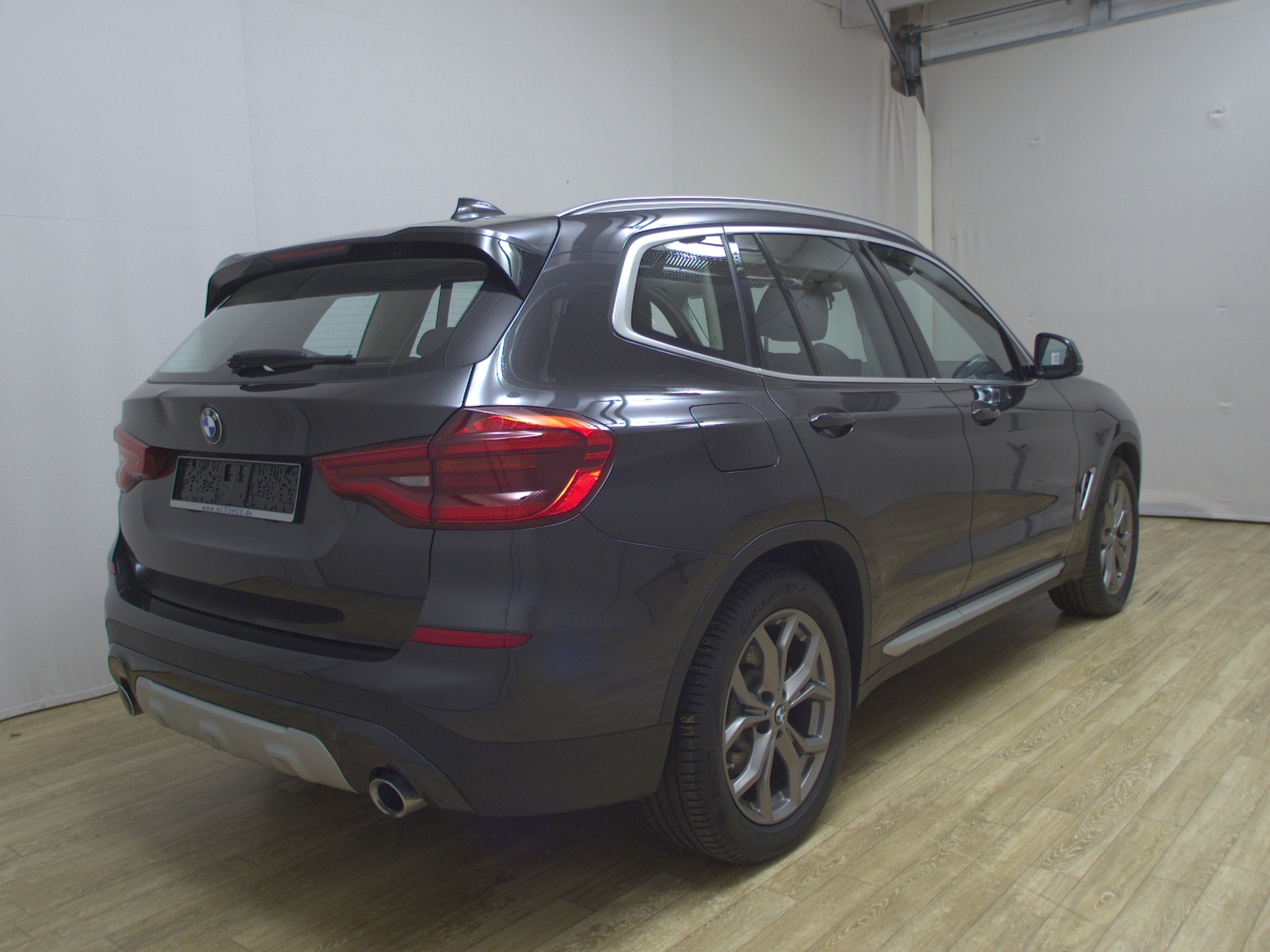 BMW X3 xDrive20d X-Line Navi LC-Pro HuD LED+ 19" 4