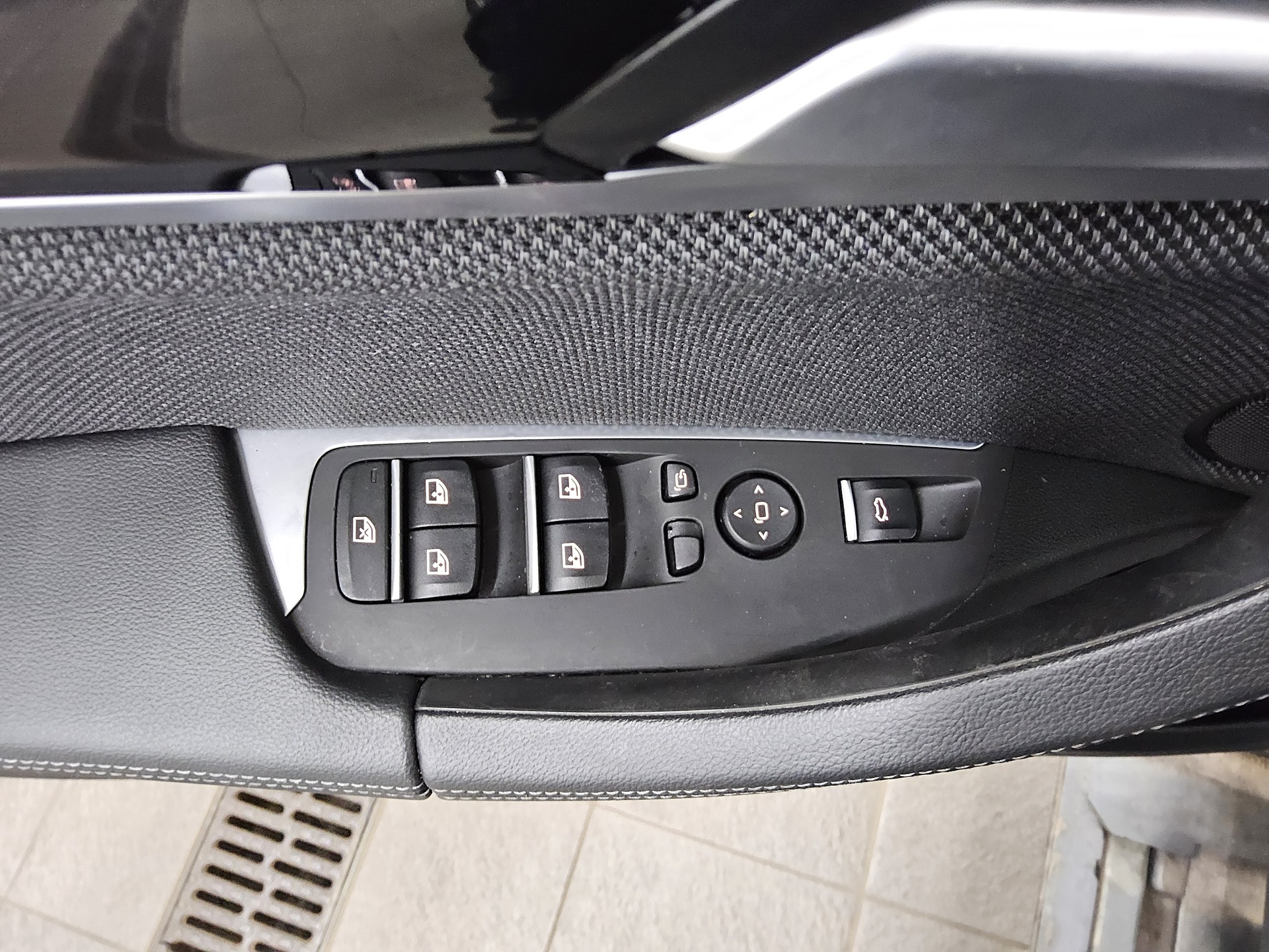 BMW X3 xDrive20d X-Line Navi LC-Pro HuD LED+ 19" 10