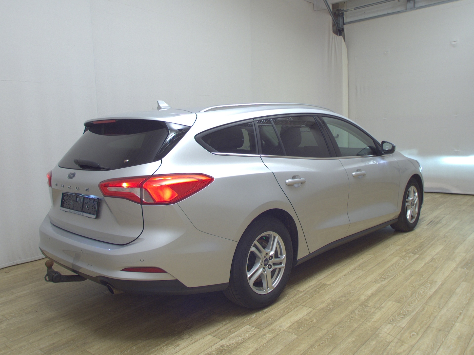 Ford Focus Turnier 2.0 EB Cool&Connect Navi LED AHK 4