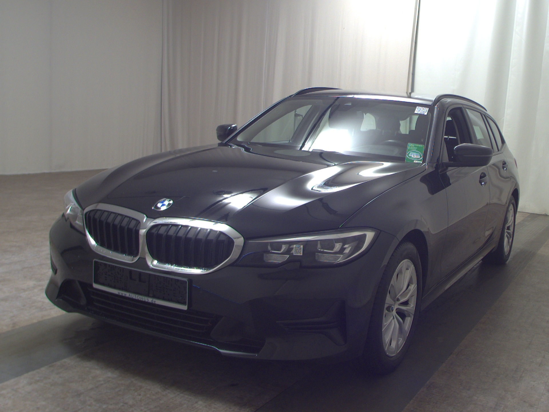 BMW 318d Touring Advantage Navi LED LC Prof. HiFi 2
