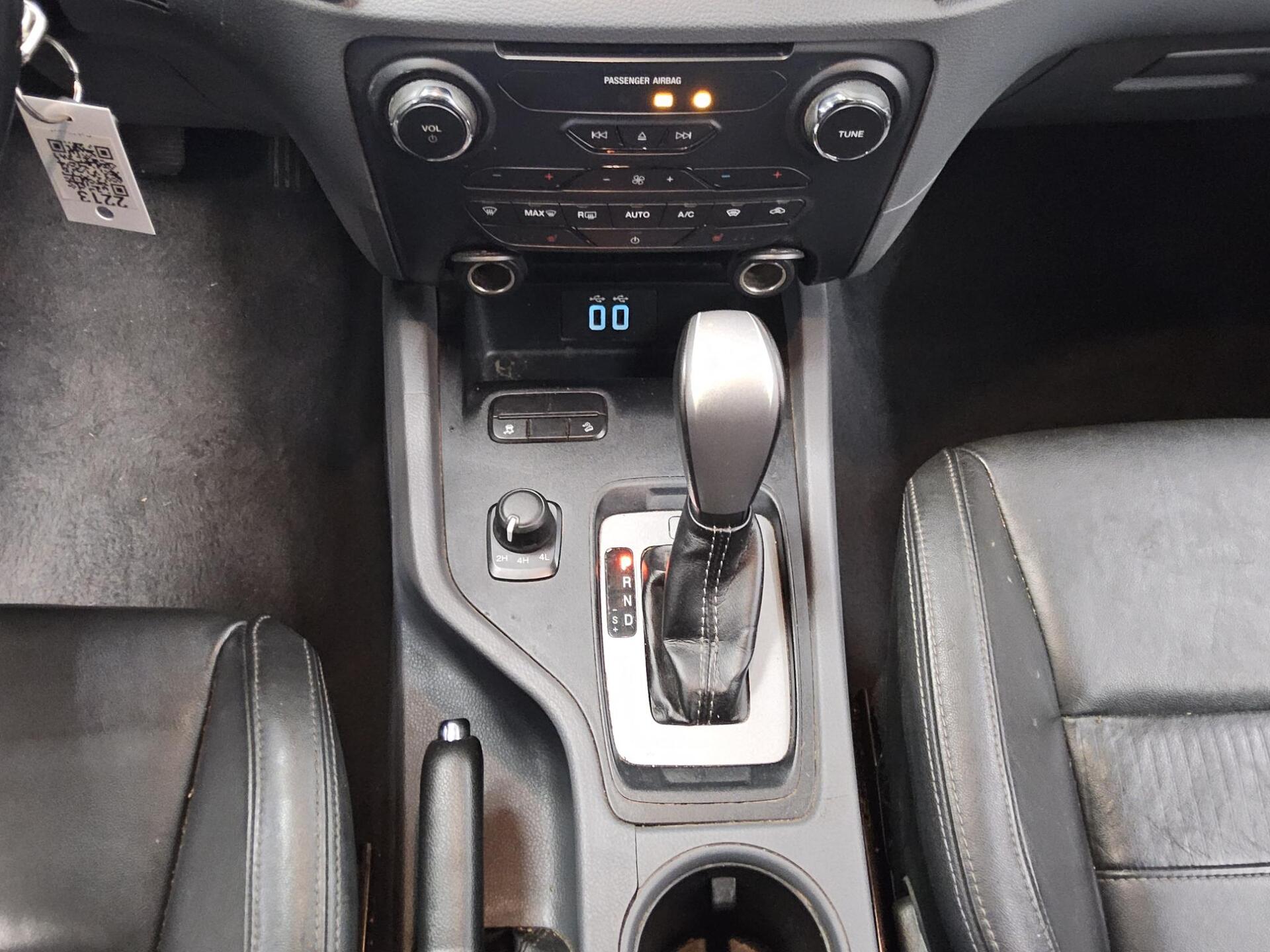 Ford Ranger 2.2 TDCi 4x4 DOKA Limited Leder Hardtop 6