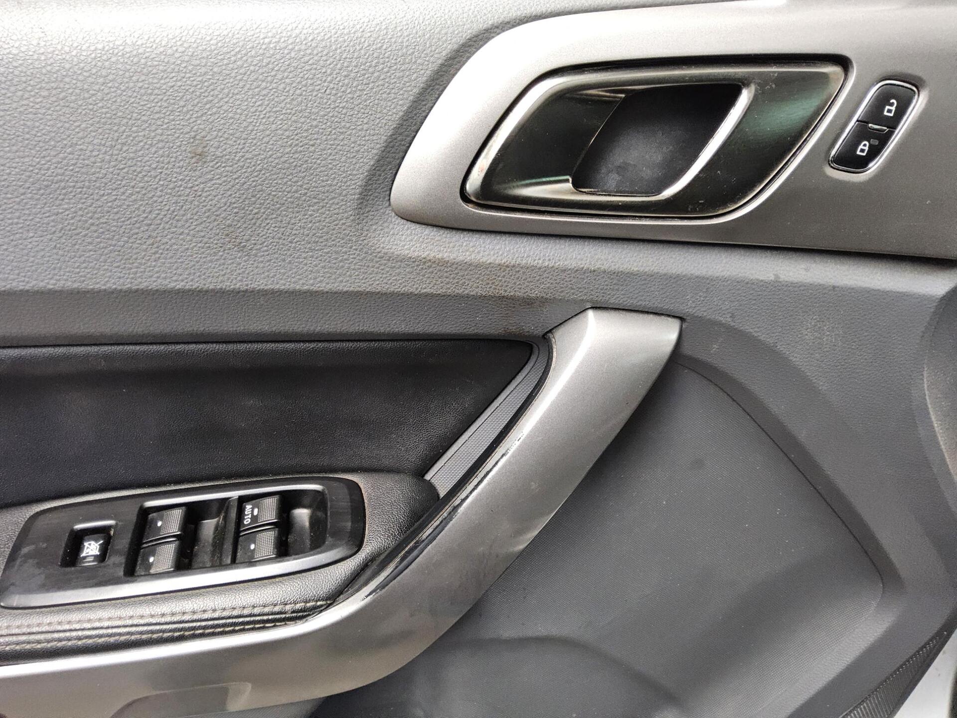 Ford Ranger 2.2 TDCi 4x4 DOKA Limited Leder Hardtop 9