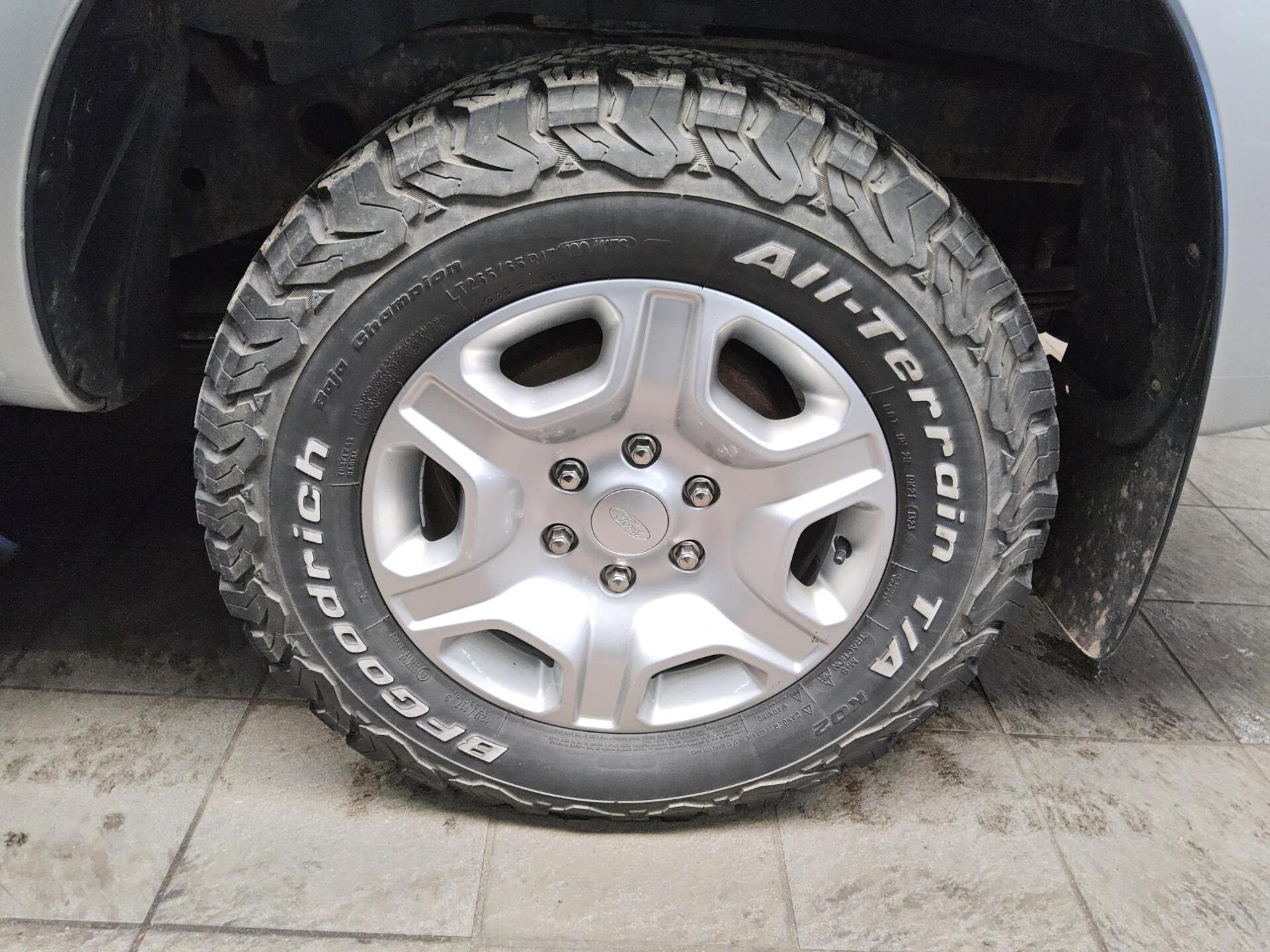 Ford Ranger 2.2 TDCi 4x4 DOKA Limited Leder Hardtop 10