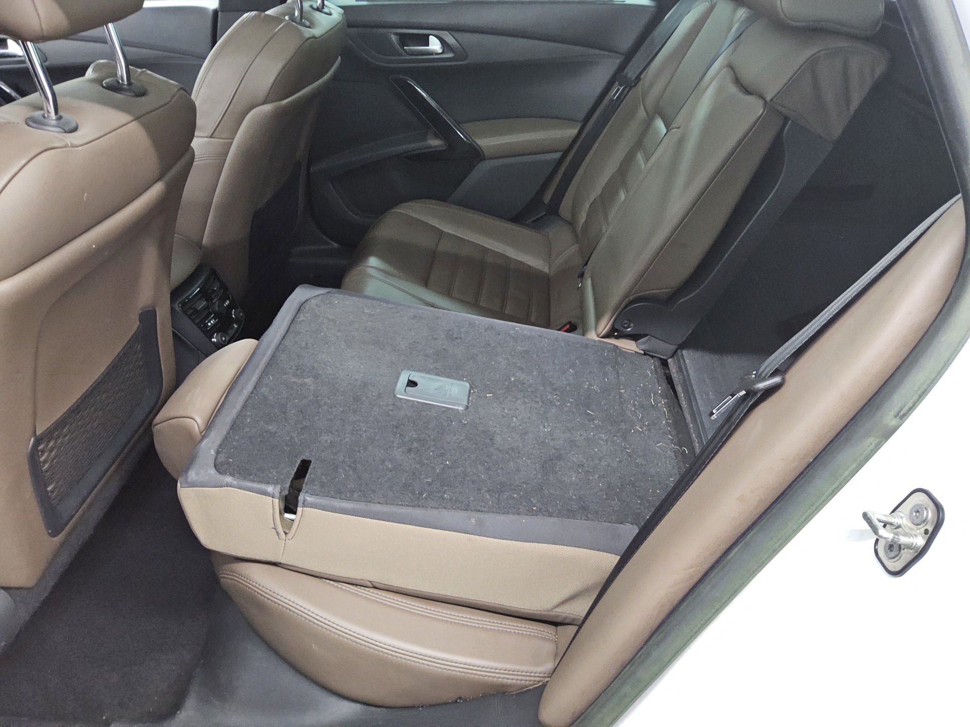 Peugeot 508 SW 2.2 HDi GT-Line AHK Leder SHZ 13