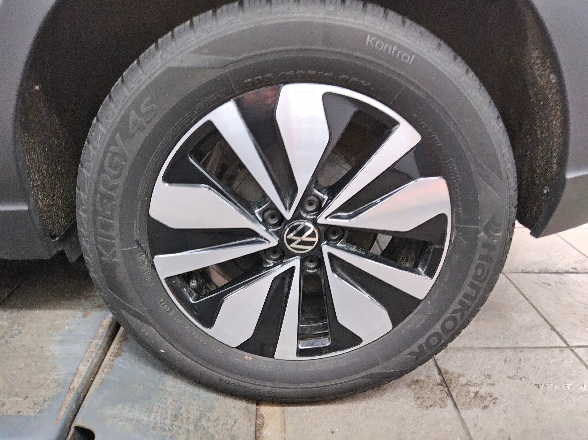 Volkswagen Taigo 1.0 TSI Move Navi LED DC PDC Shz Klima 11