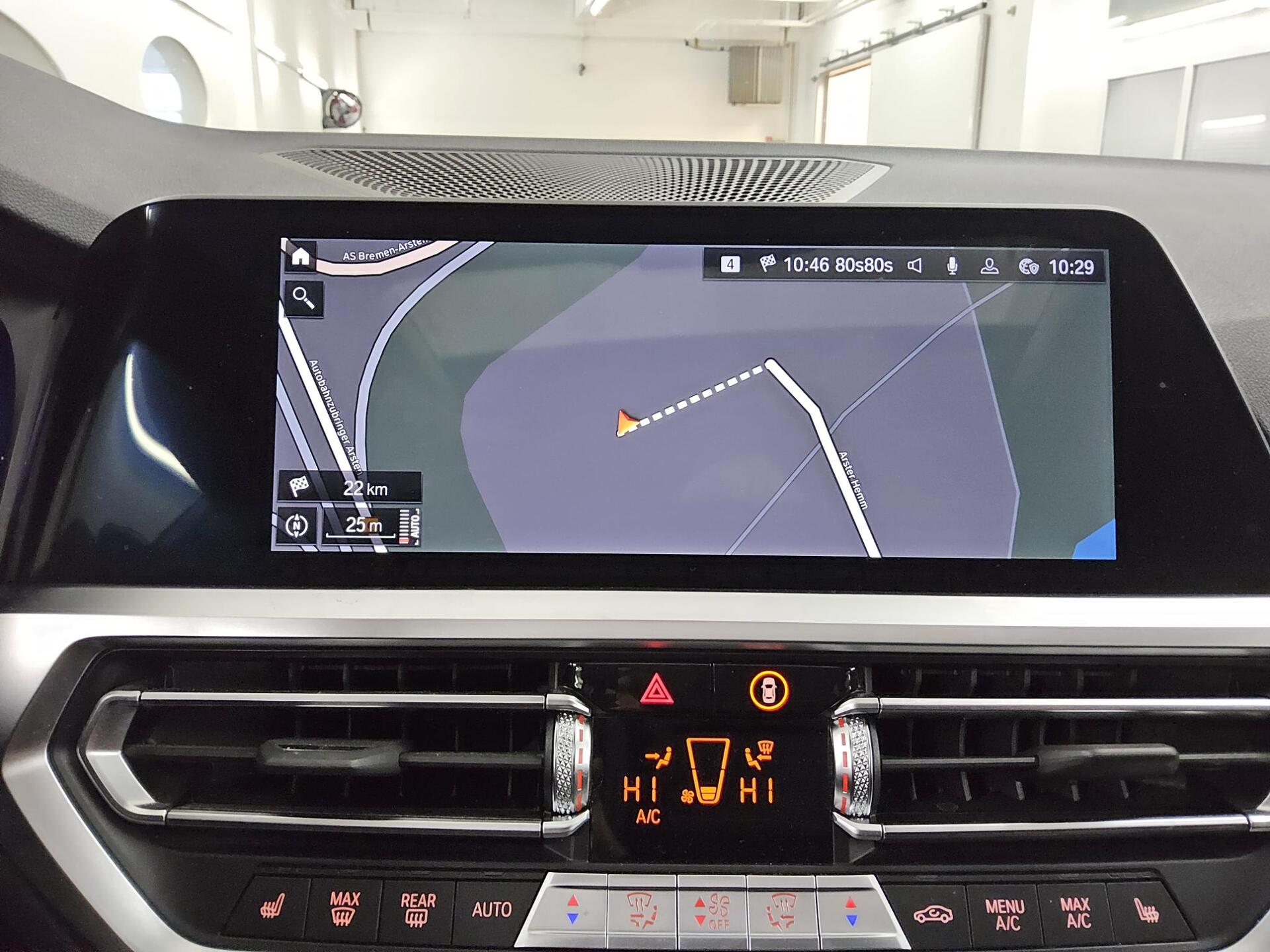 BMW 320dA Touring Sport-Line Navi LED Pano LC-Pro 7