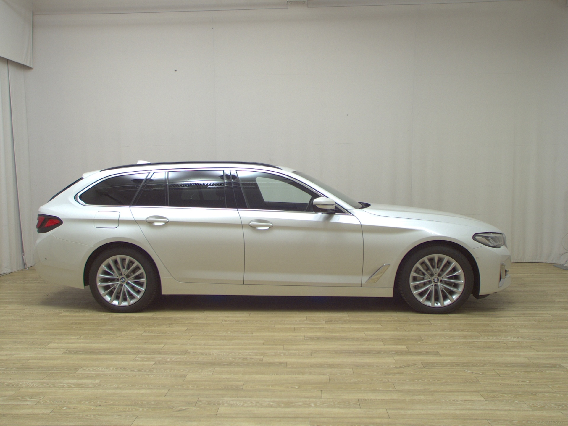 BMW 530e Touring Luxury-Line Leder LC Pro Pano LED+