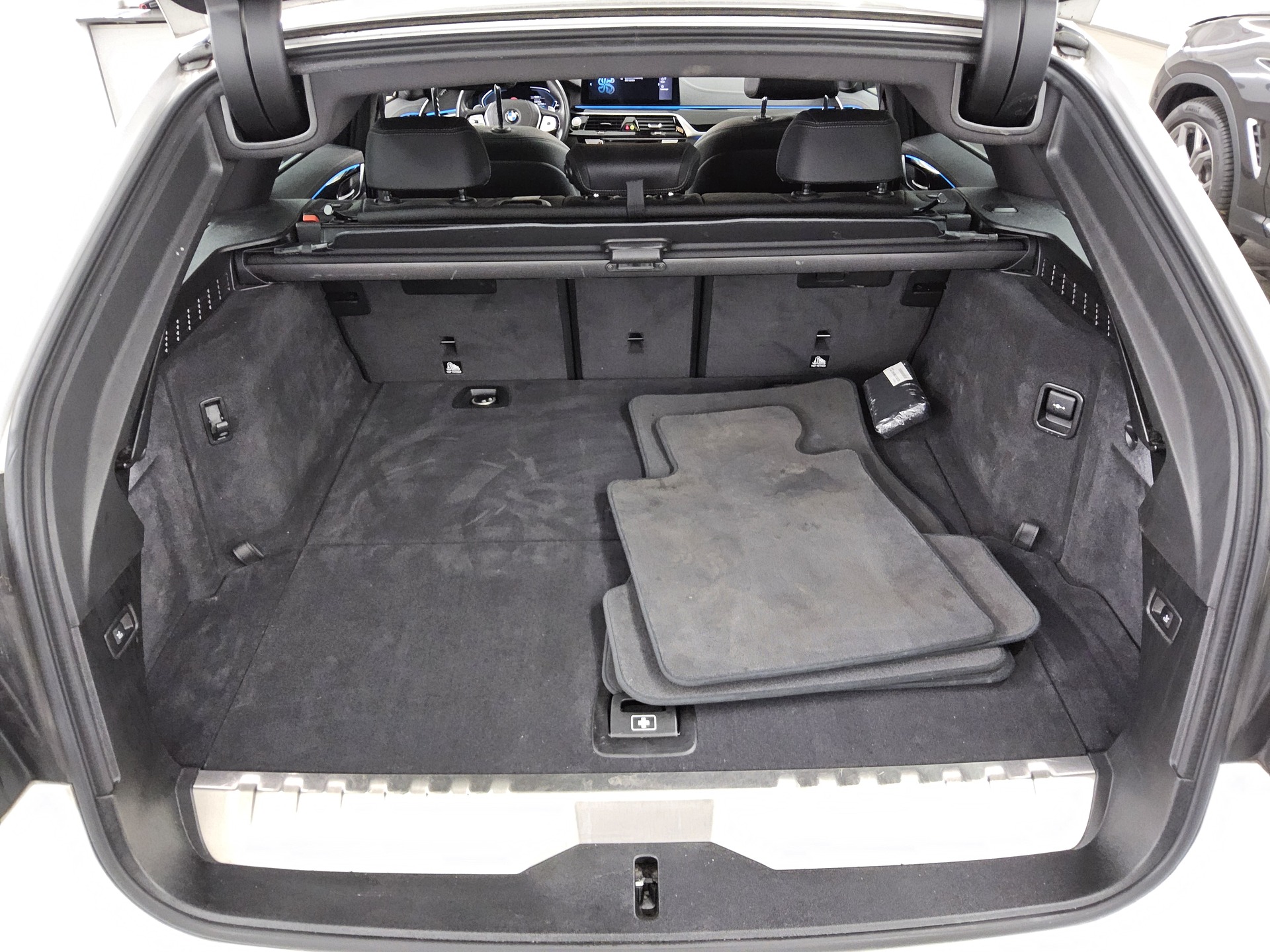 BMW 530e Touring Luxury-Line Leder LC Pro Pano LED+ 12