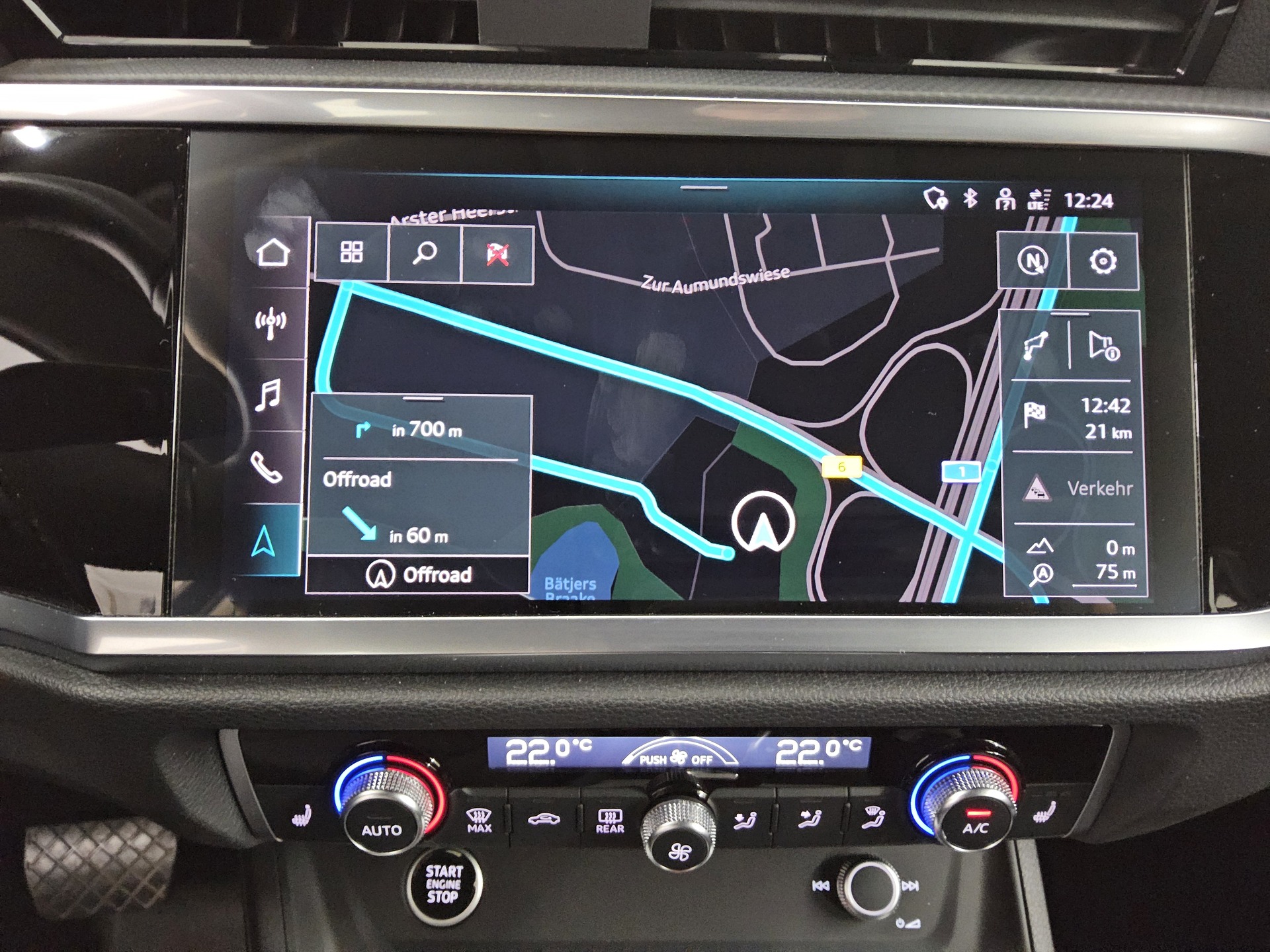 Audi Q3 40 TDI Qu. Navi LED vc RFK Shz 7