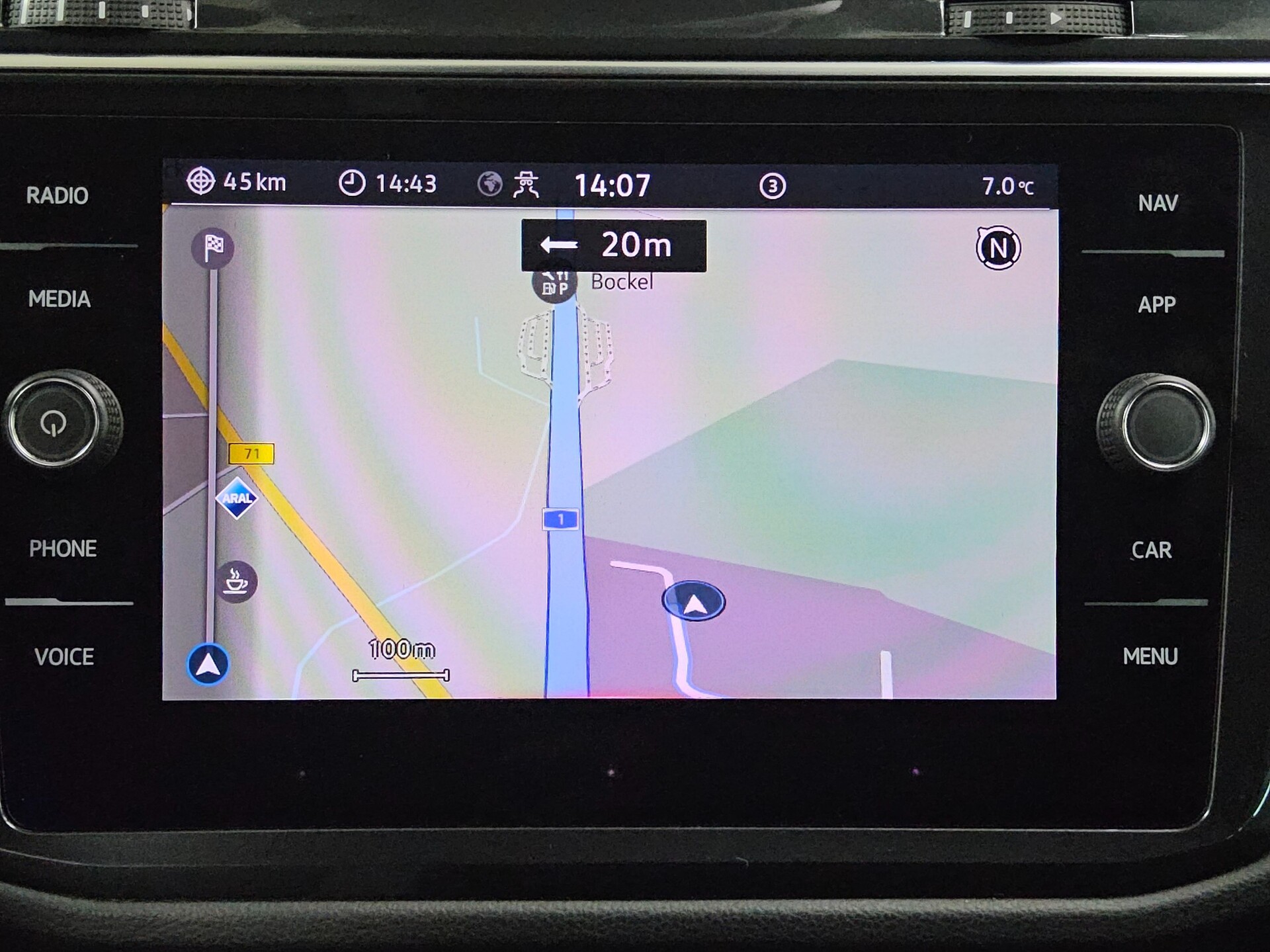 Volkswagen Tiguan 2.0 TDI 4M R-Line Navi Matrix AID 360° 7