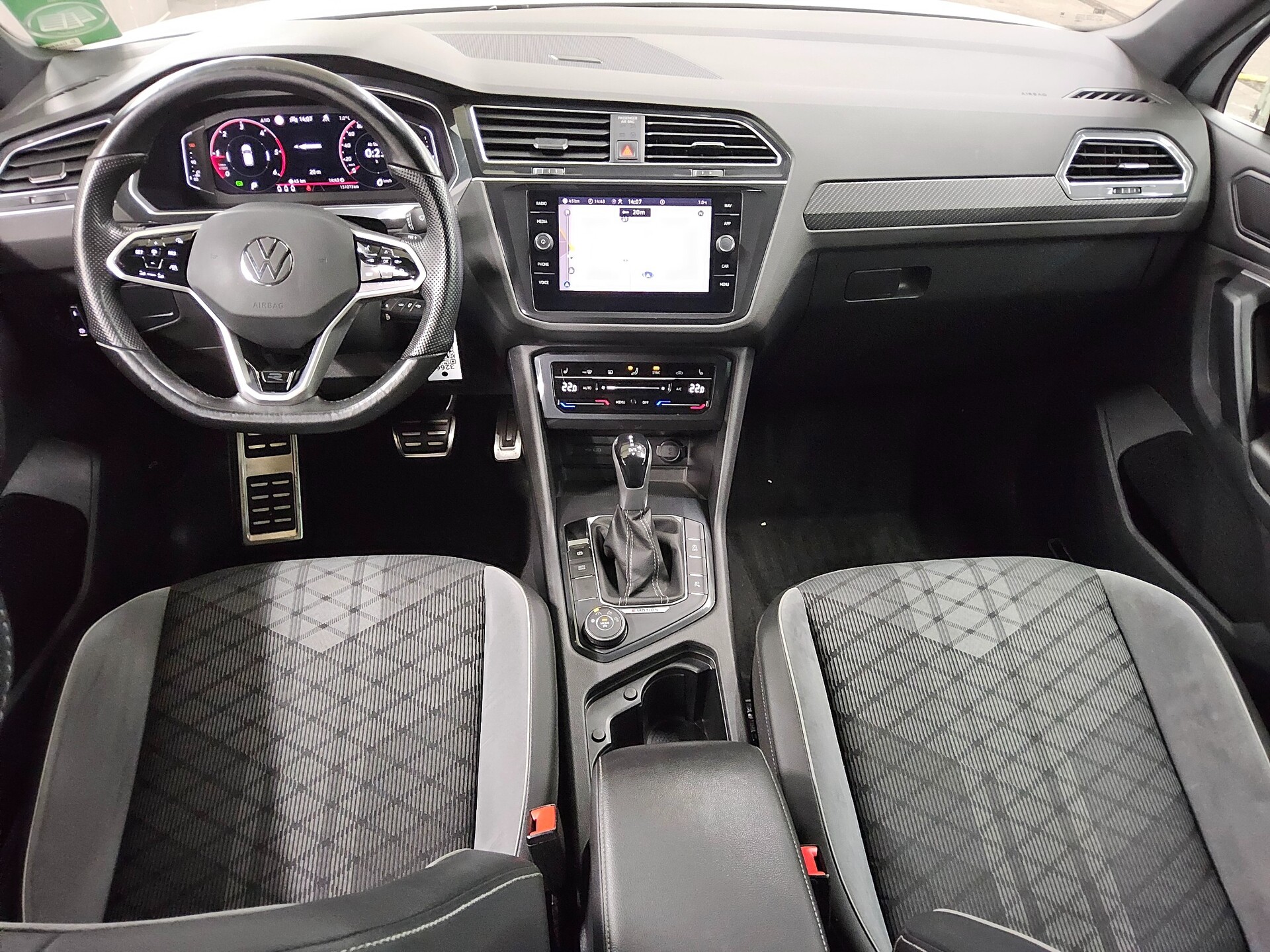 Volkswagen Tiguan 2.0 TDI 4M R-Line Navi Matrix AID 360° 5