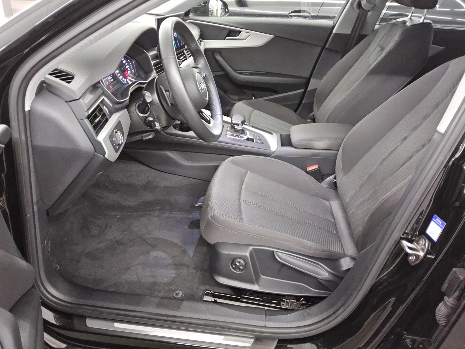 Audi A4 Avant 30 TDI advanced Navi+ LED PDC AHK 8