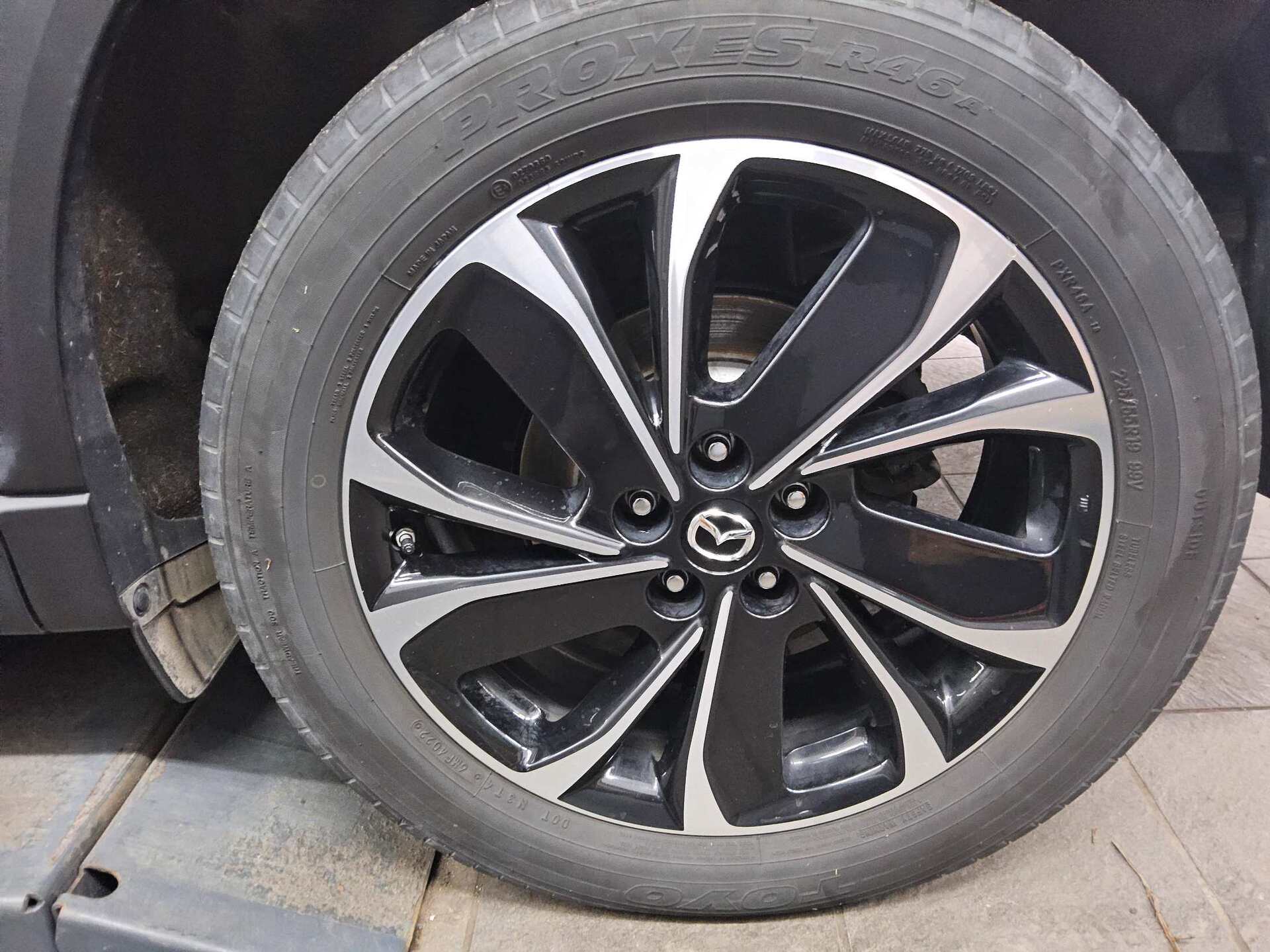 Mazda CX-5 2.2 SKYACTIV-D Sports-Line Navi LED RFK 10