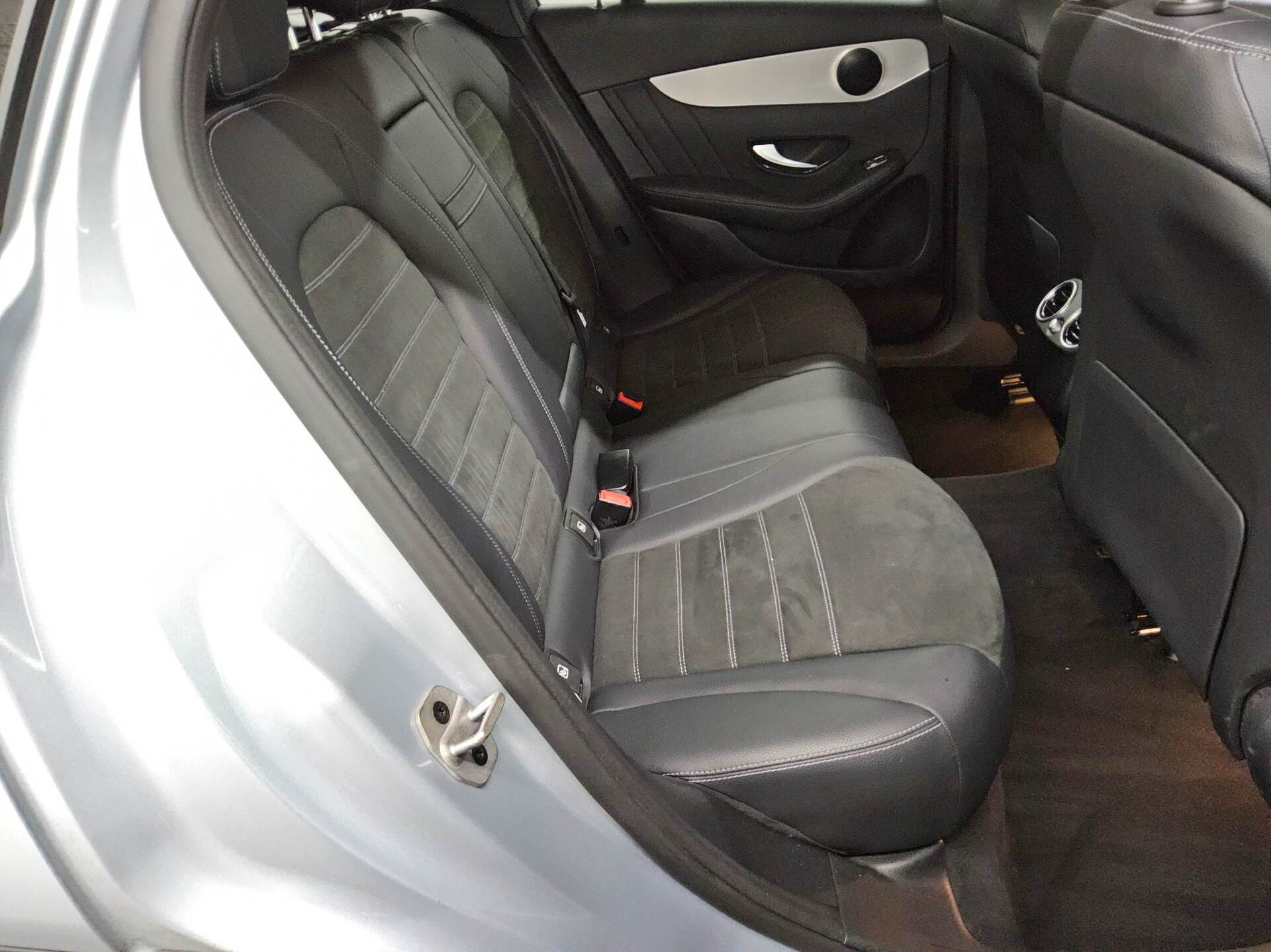 Mercedes-Benz GLC 300 de 4M AMG-Line Night Navi LED Distr.+ 13