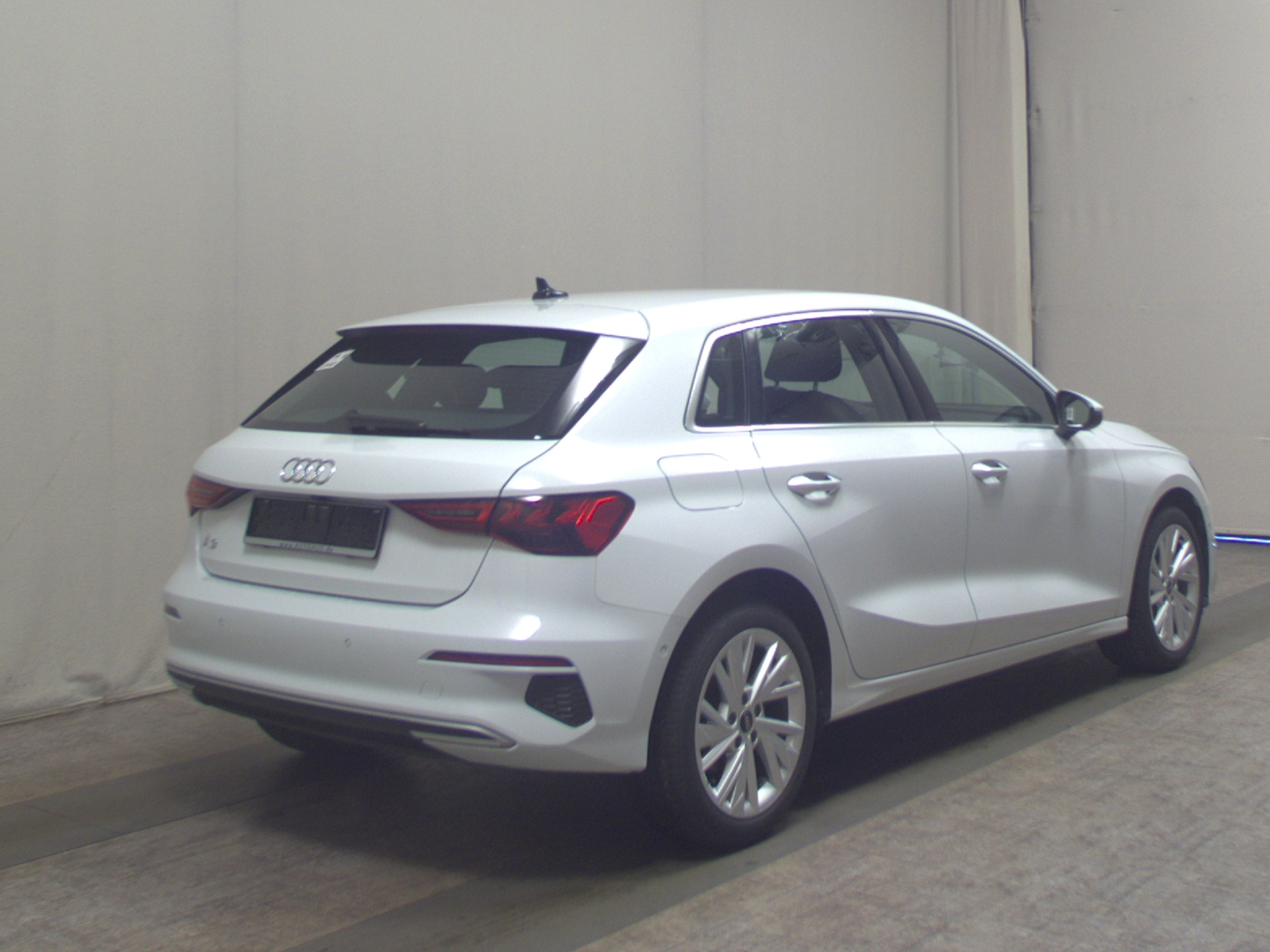 Audi A3 Sportback 1.5 TFSI Leder Navi+ vc Sound RFK 4