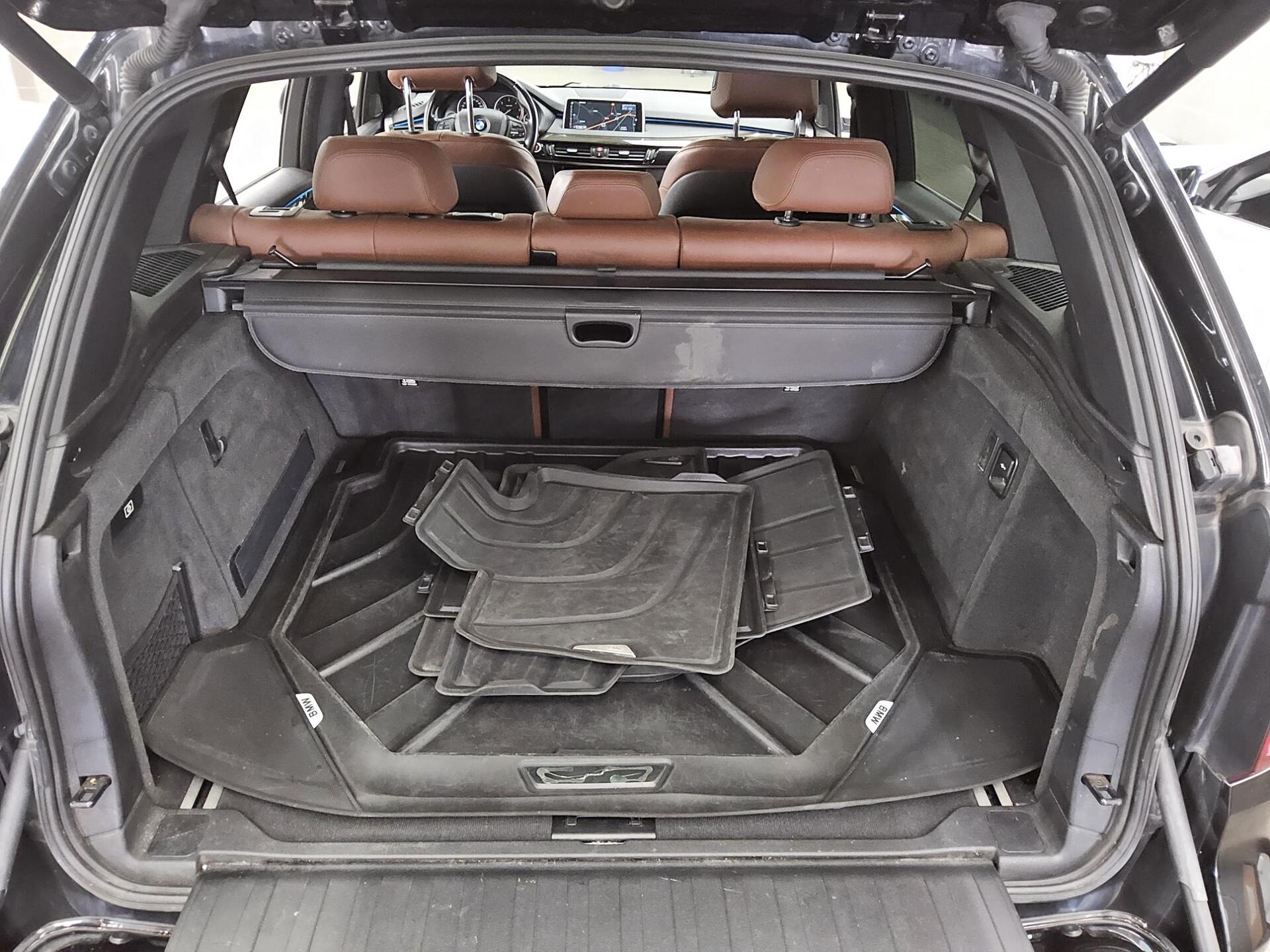 BMW X5 xDrive25d Leder Navi HiFi Xenon 4xShz AHK RFK 11