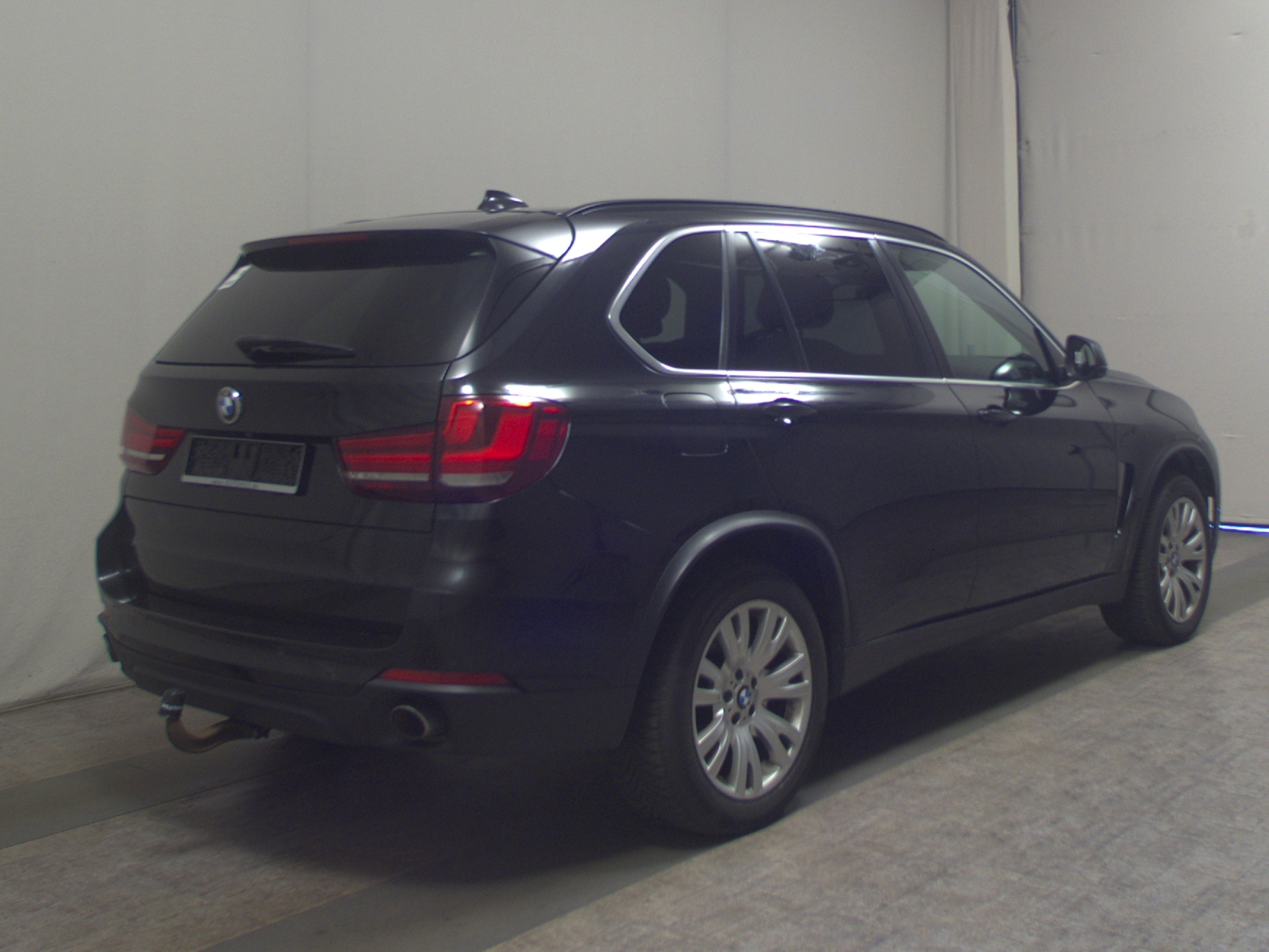 BMW X5 xDrive25d Leder Navi HiFi Xenon 4xShz AHK RFK 4