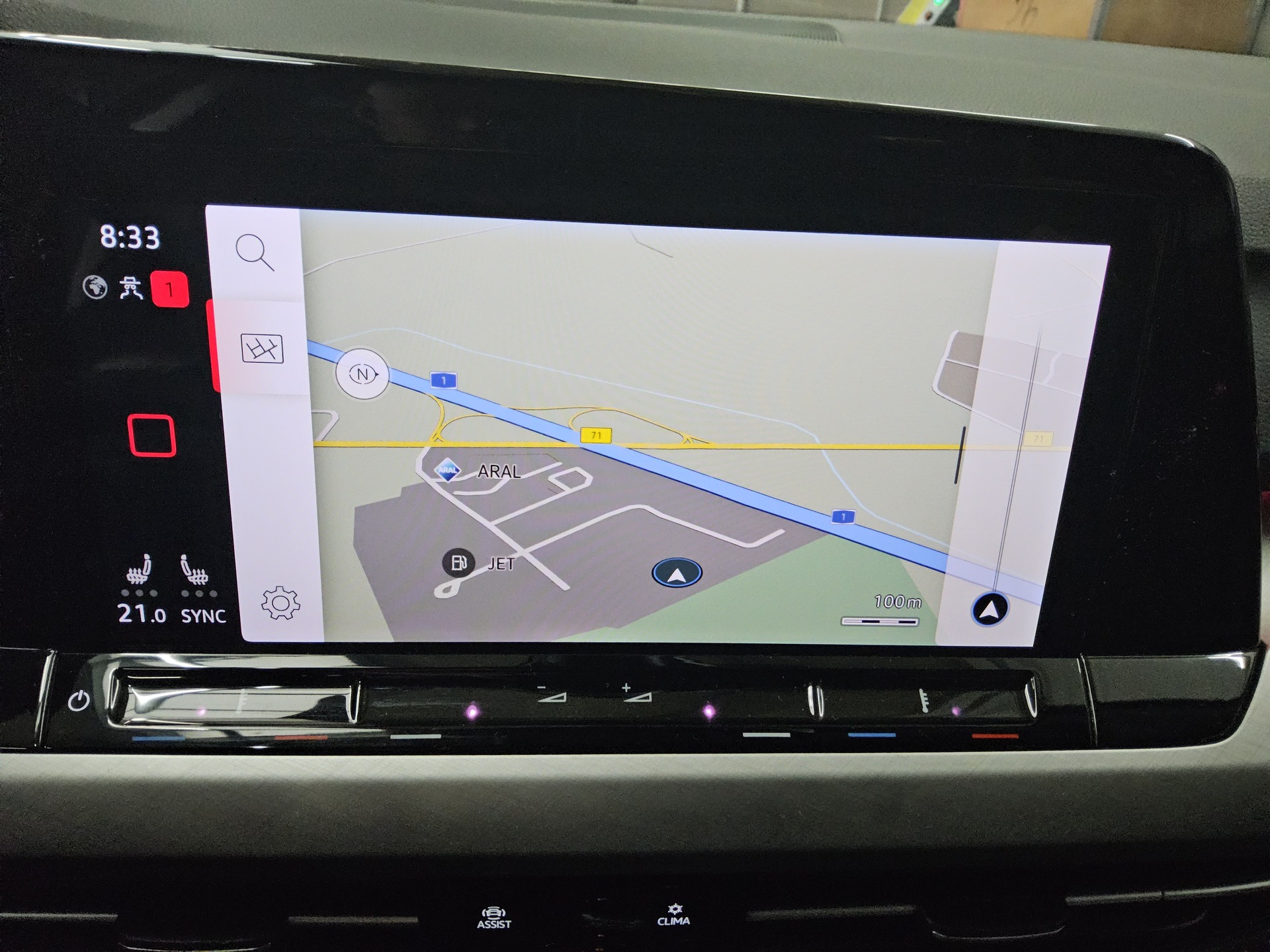 Volkswagen Golf-8 2.0 TDI Life Navi SHZ RfK 7