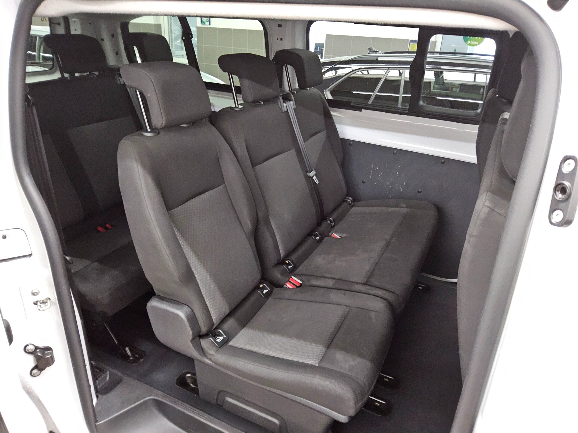 Toyota Proace 2.0 D-4D 9-Sitzer Klima Bluetooth 13