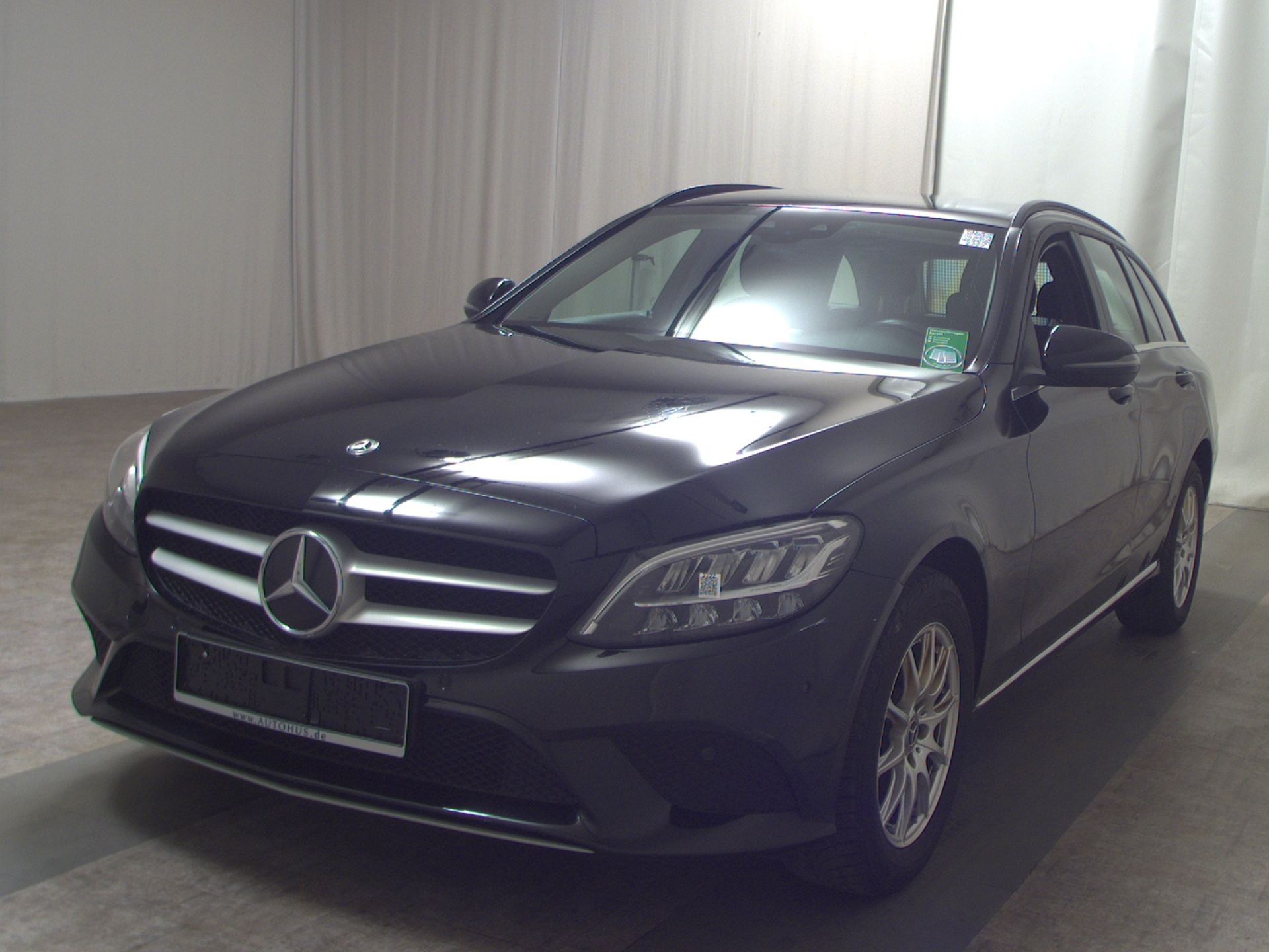 Mercedes-Benz C 200 T d Navi LED AHK PDC SHZ 2